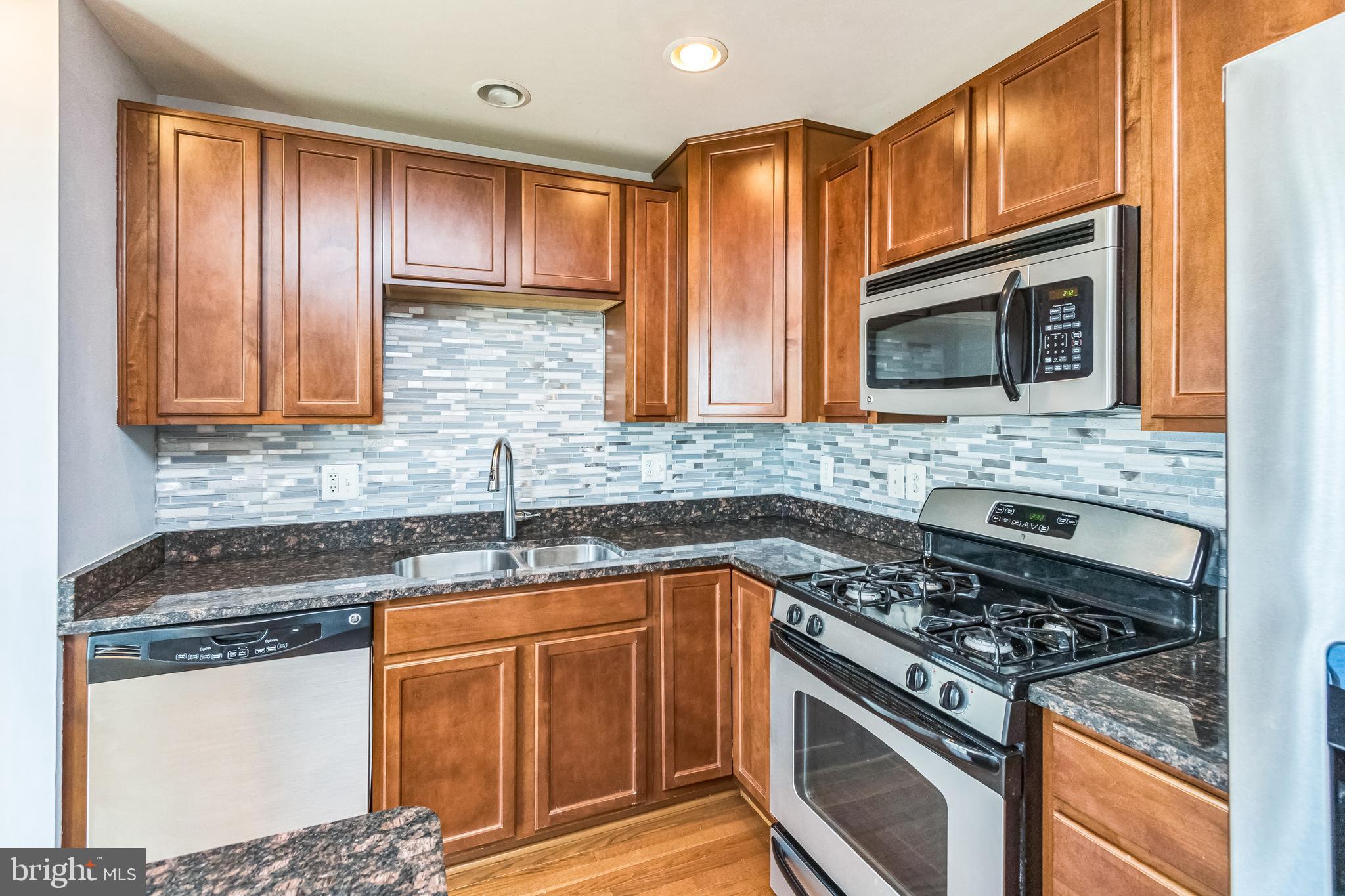 3077 CHINKAPIN OAK LANE