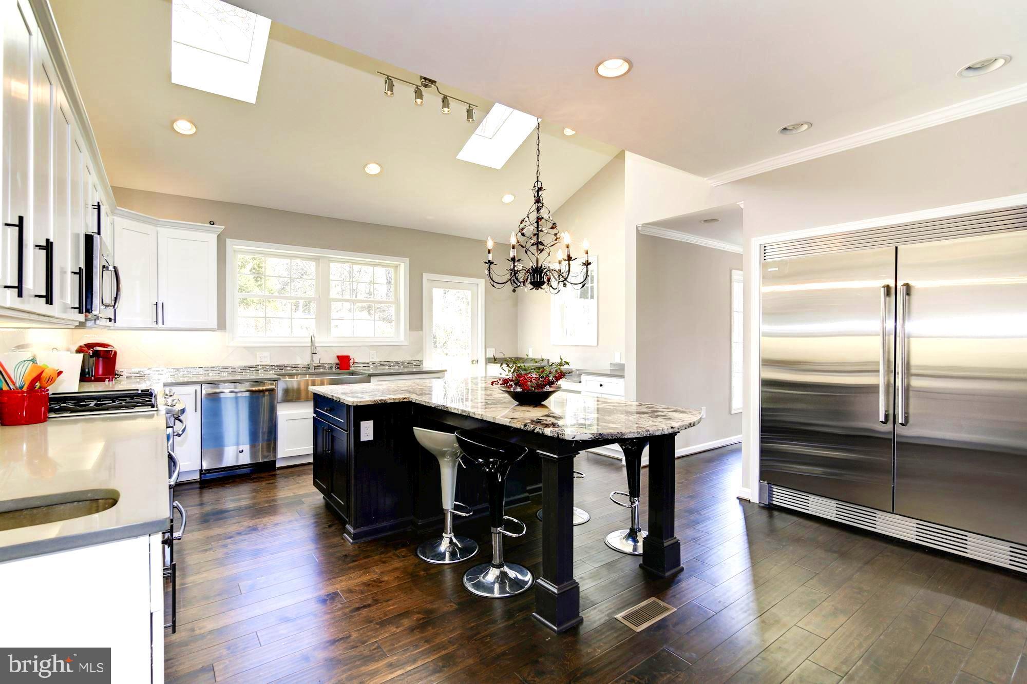 DUNN LORING WOODS - Residential