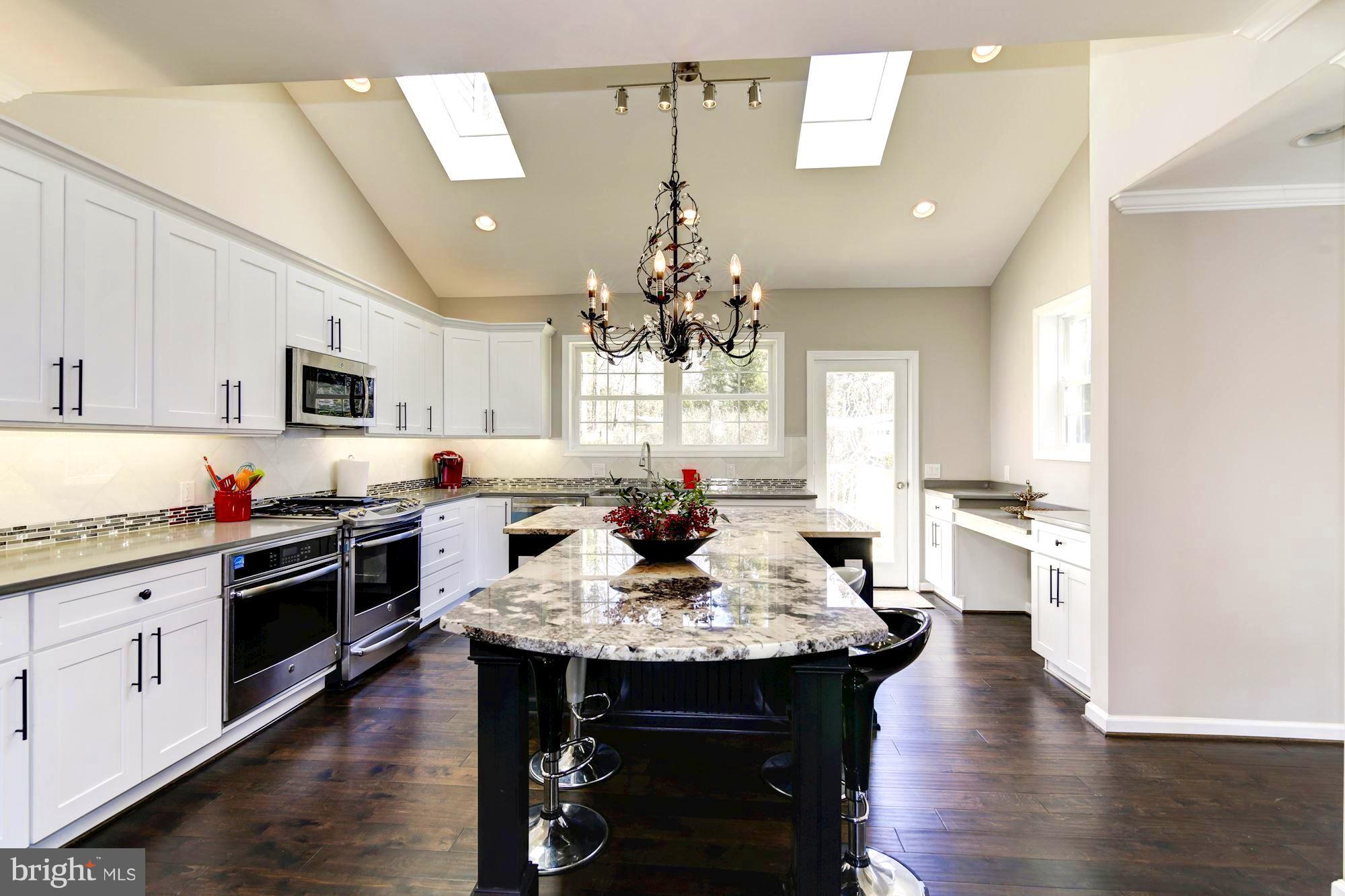 DUNN LORING WOODS - Residential