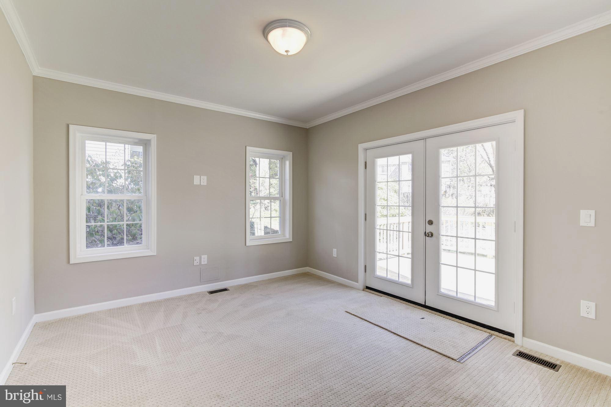 DUNN LORING WOODS - Residential