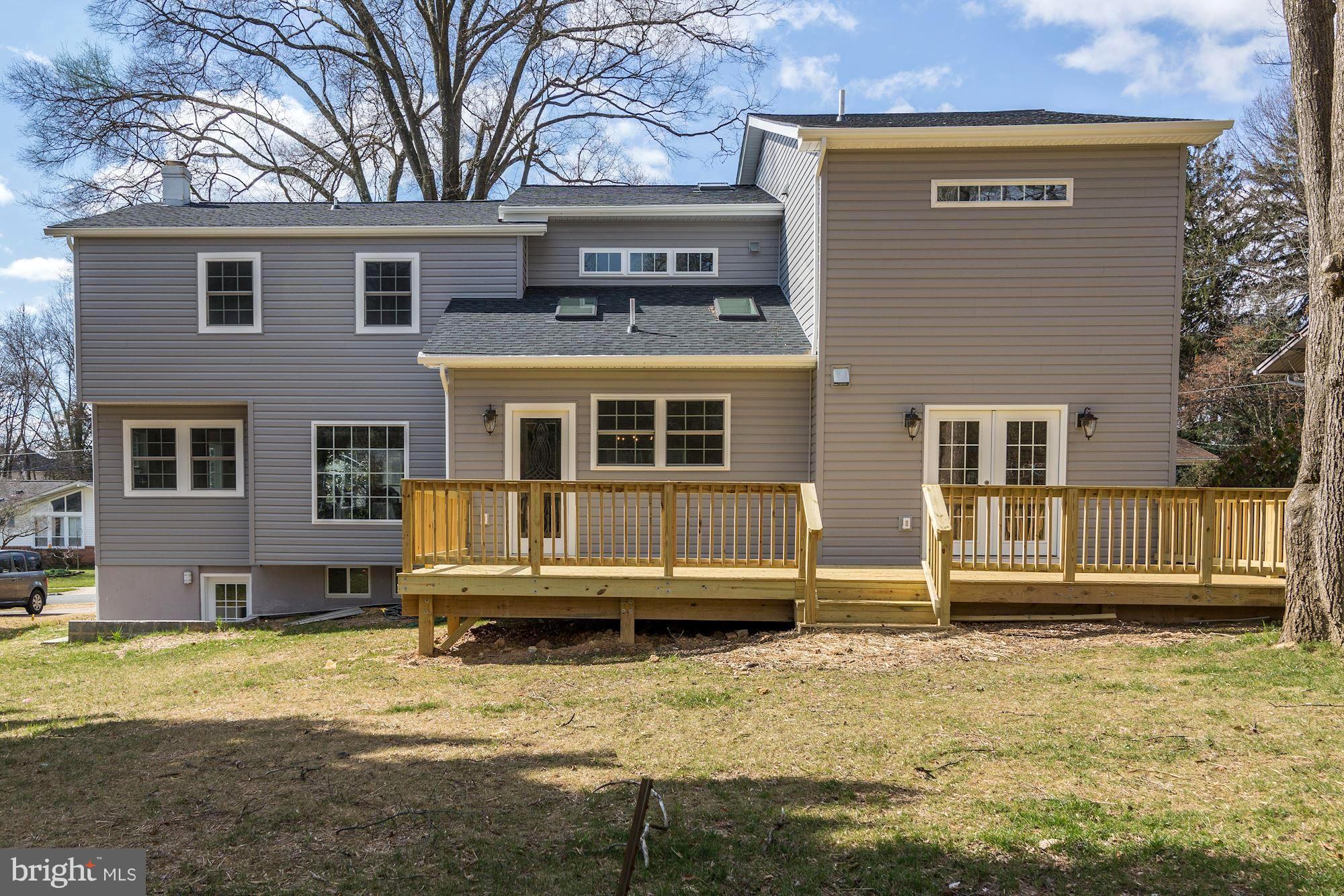 DUNN LORING WOODS - Residential