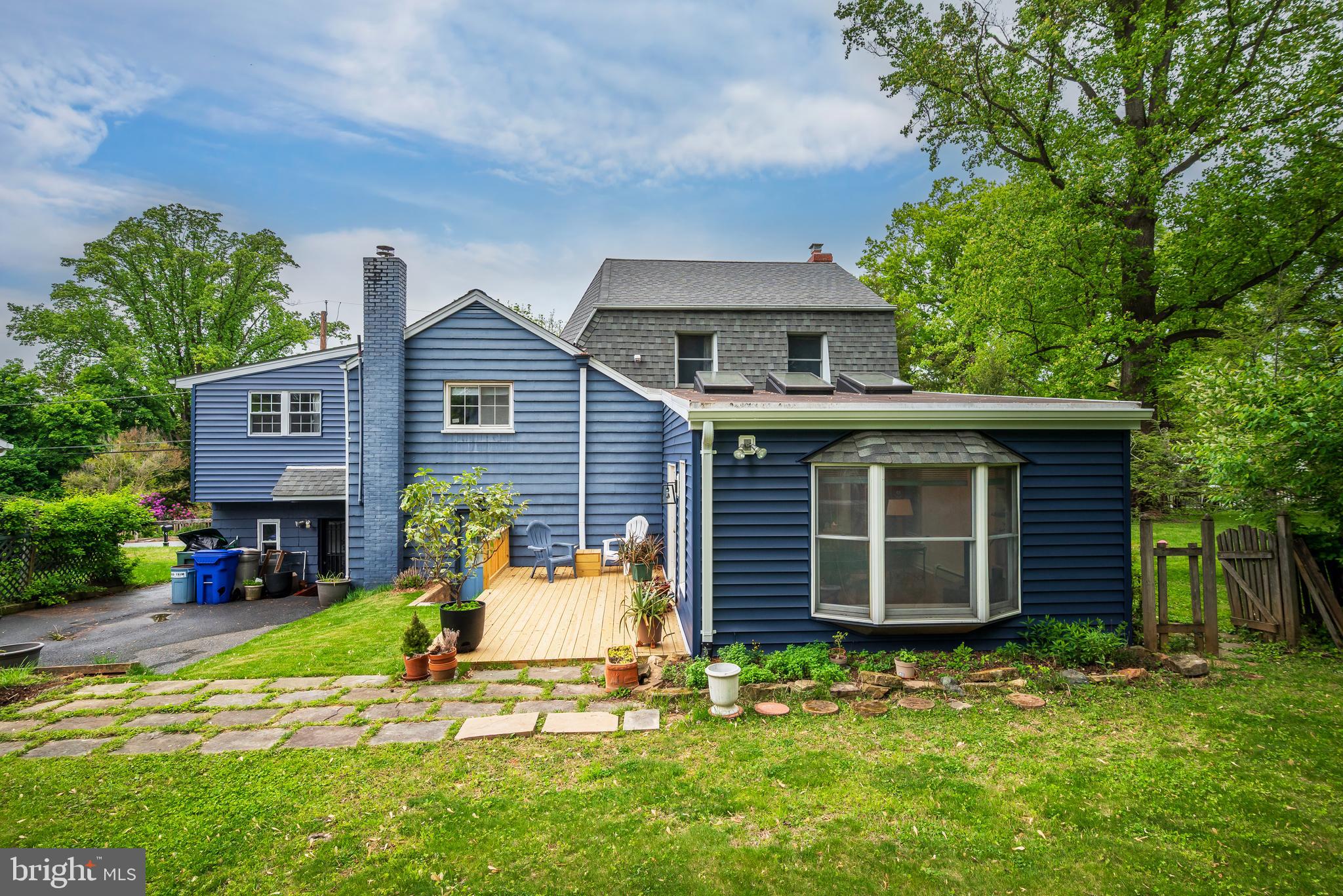OLD SALEM VILLAGE - Residential