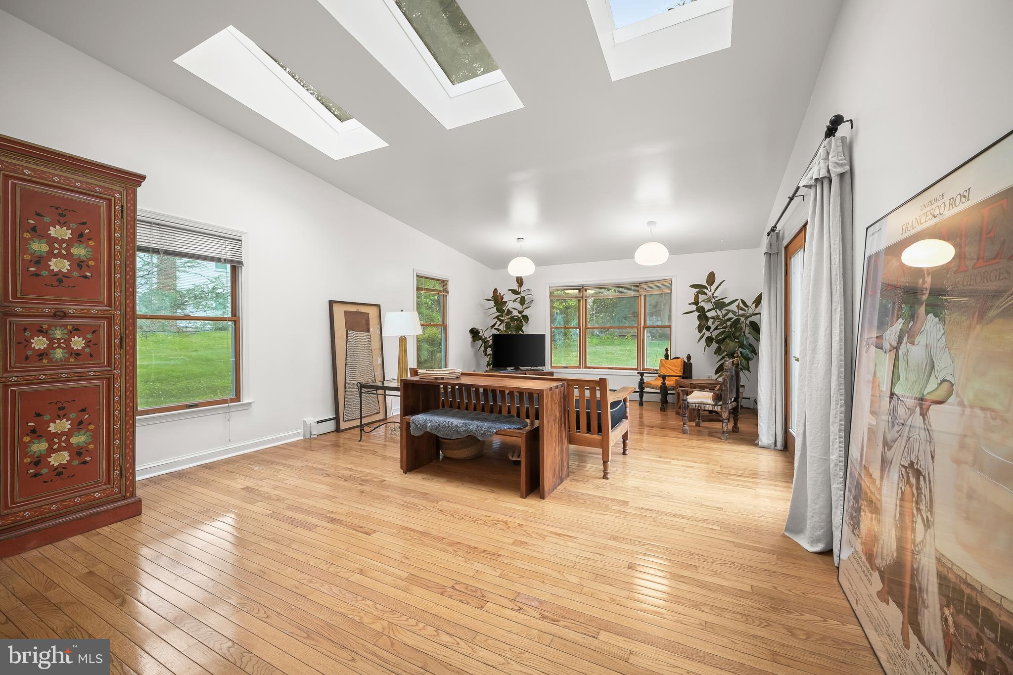 OLD SALEM VILLAGE - Residential