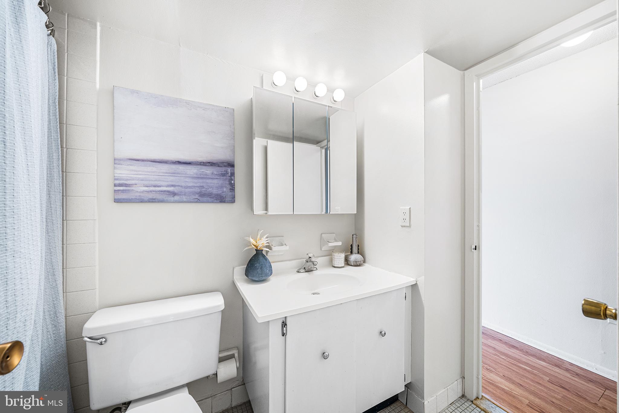 ACADEMY HOUSE - Residential