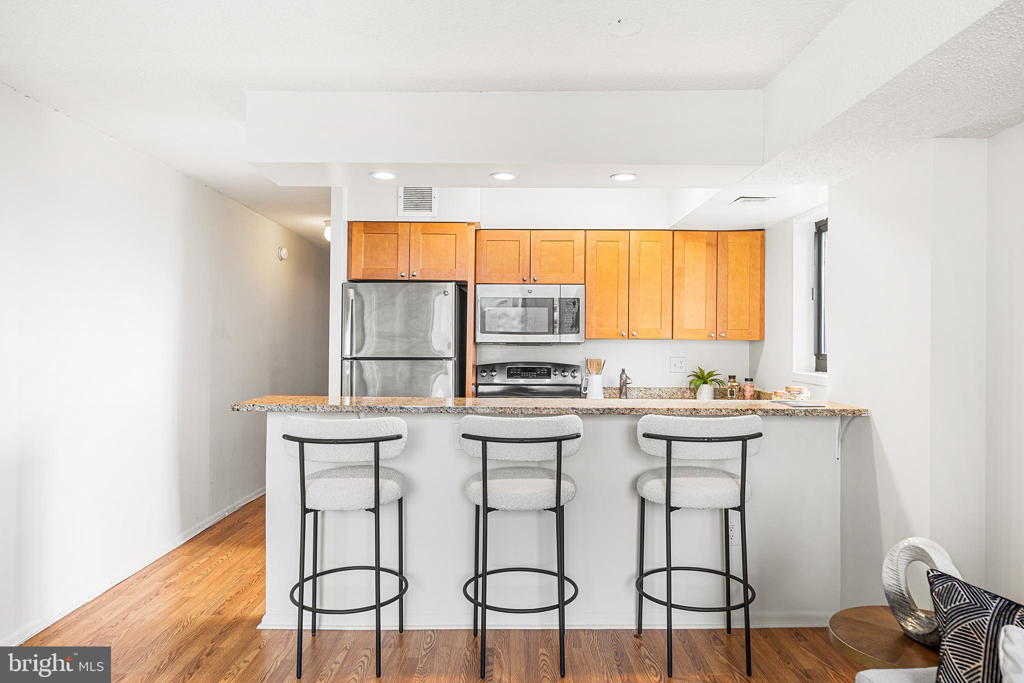 ACADEMY HOUSE - Residential