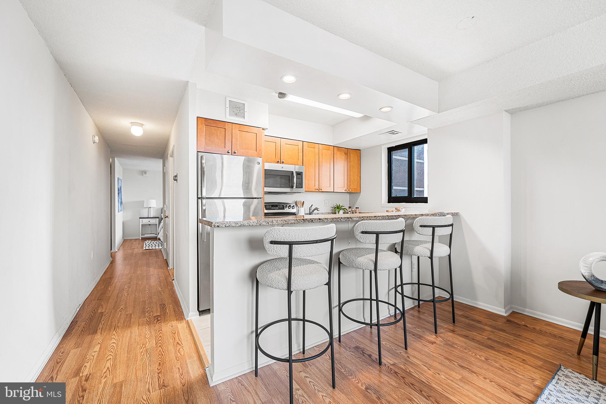 ACADEMY HOUSE - Residential