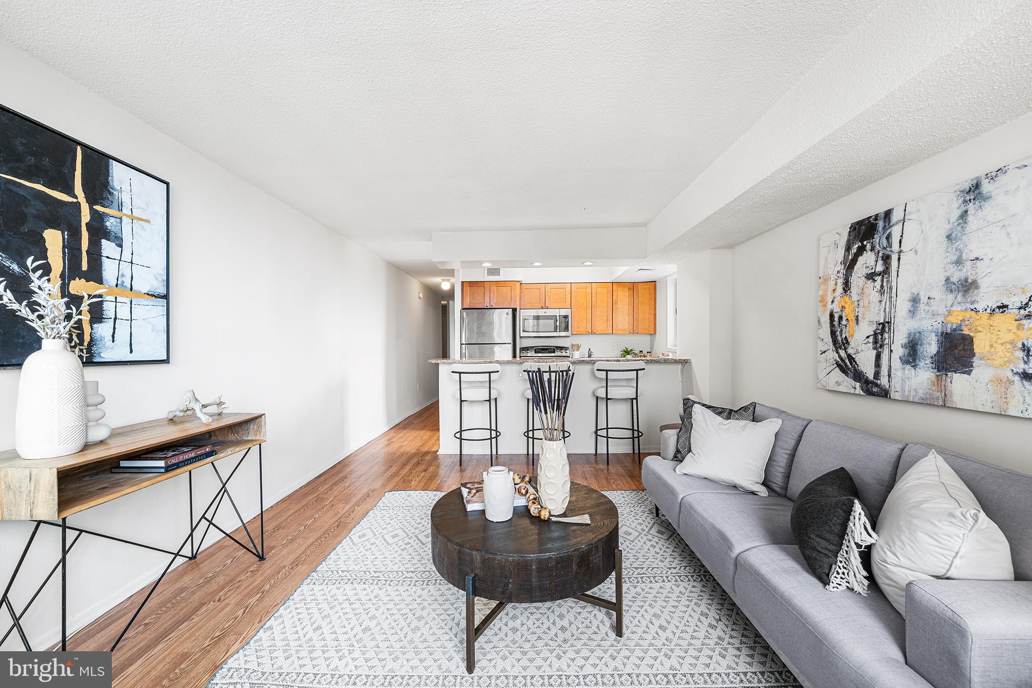 ACADEMY HOUSE - Residential