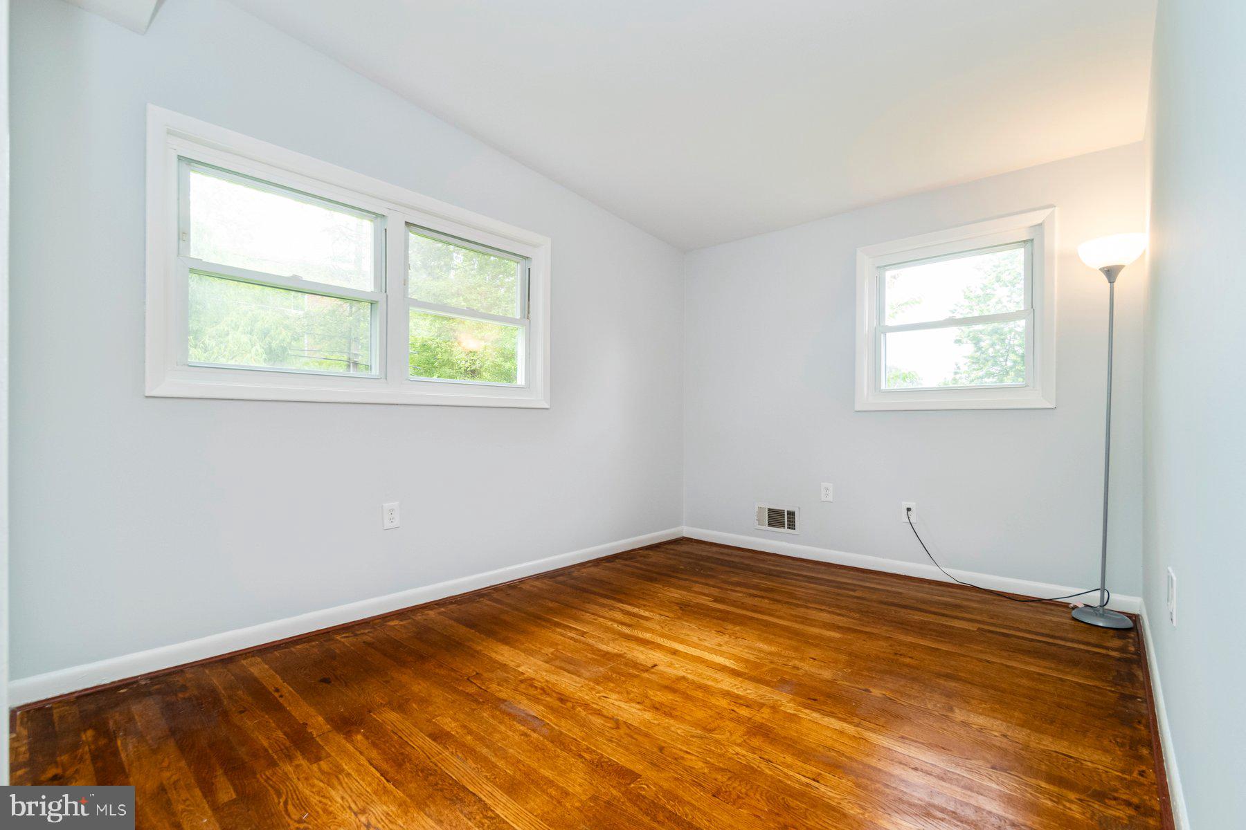 GLENMONT - Residential