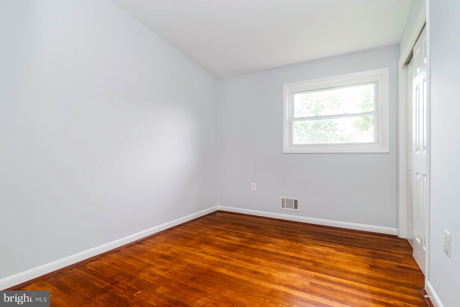 GLENMONT - Residential