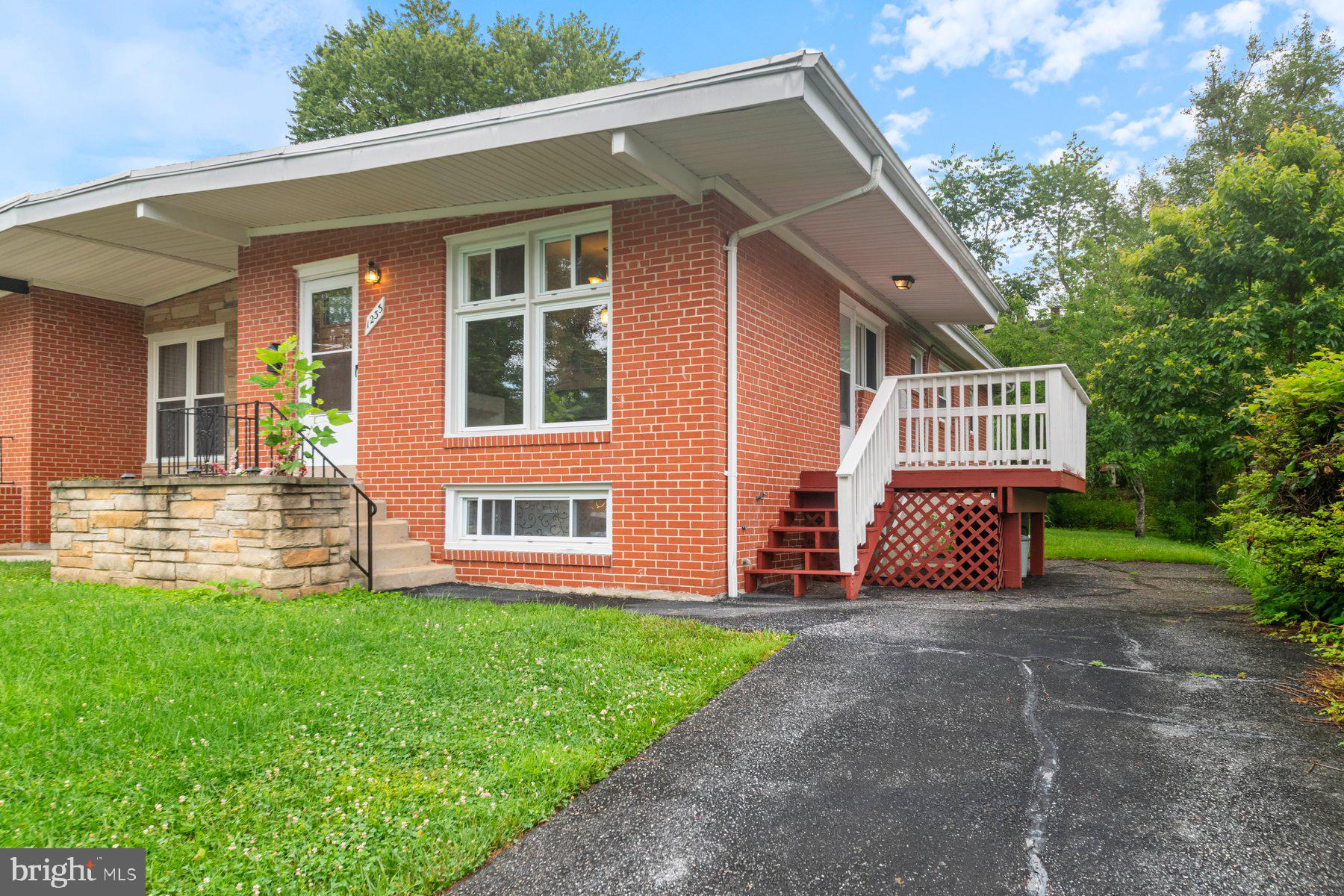 GLENMONT - Residential