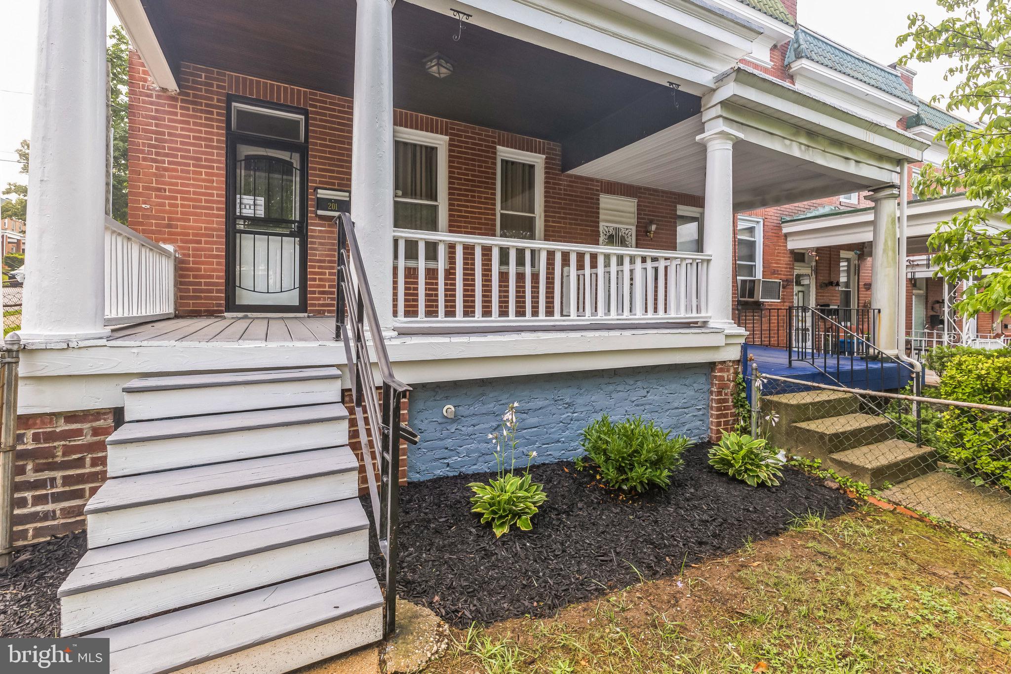 UPLANDS - Residential