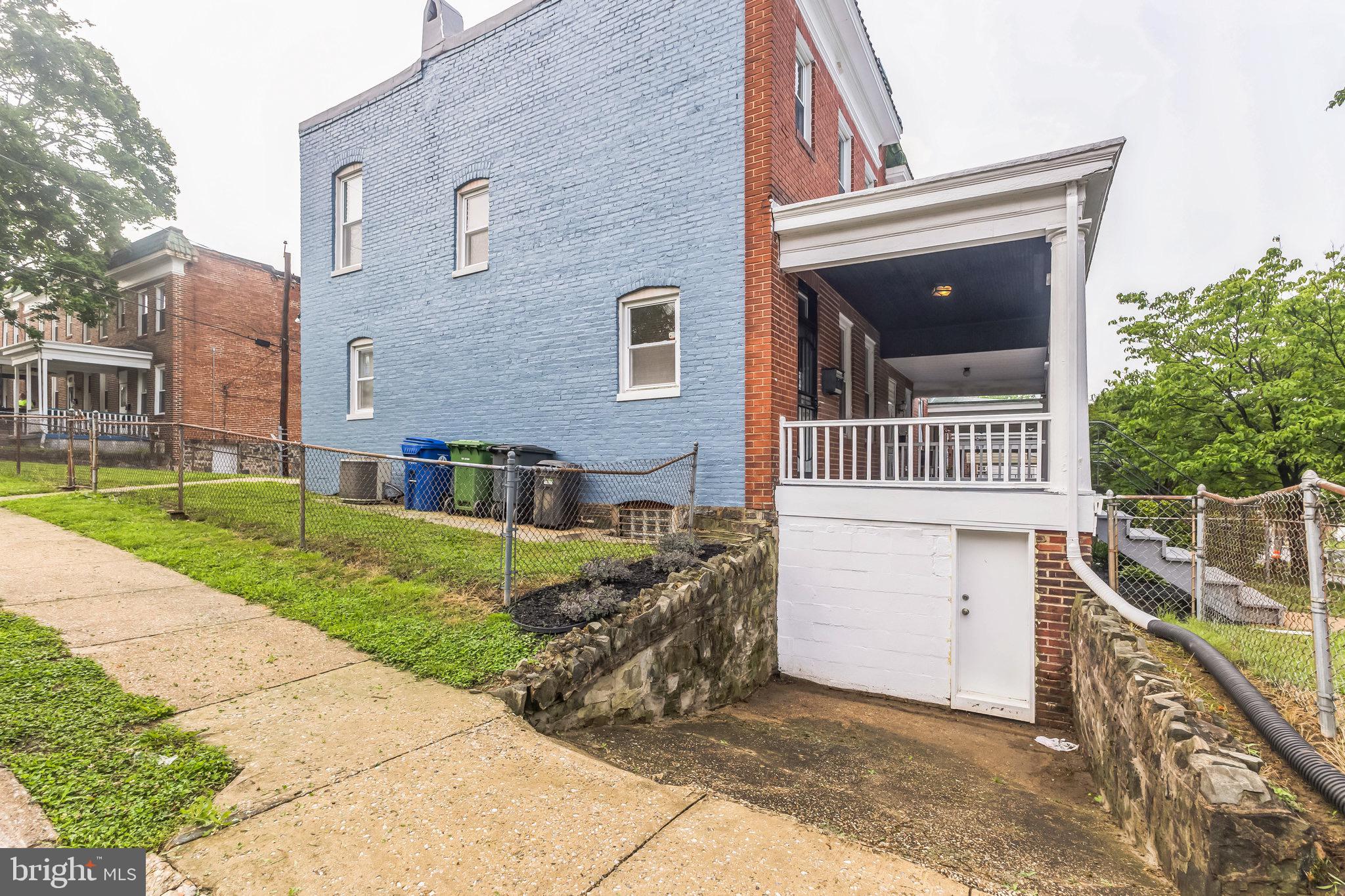 UPLANDS - Residential