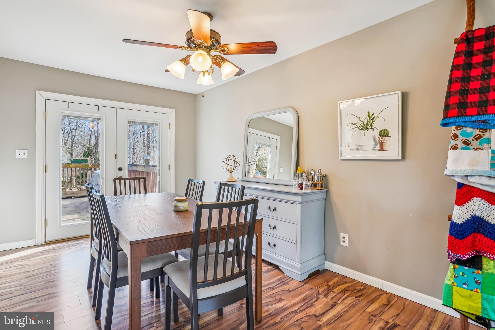 PRESIDENTIAL LAKES - Residential