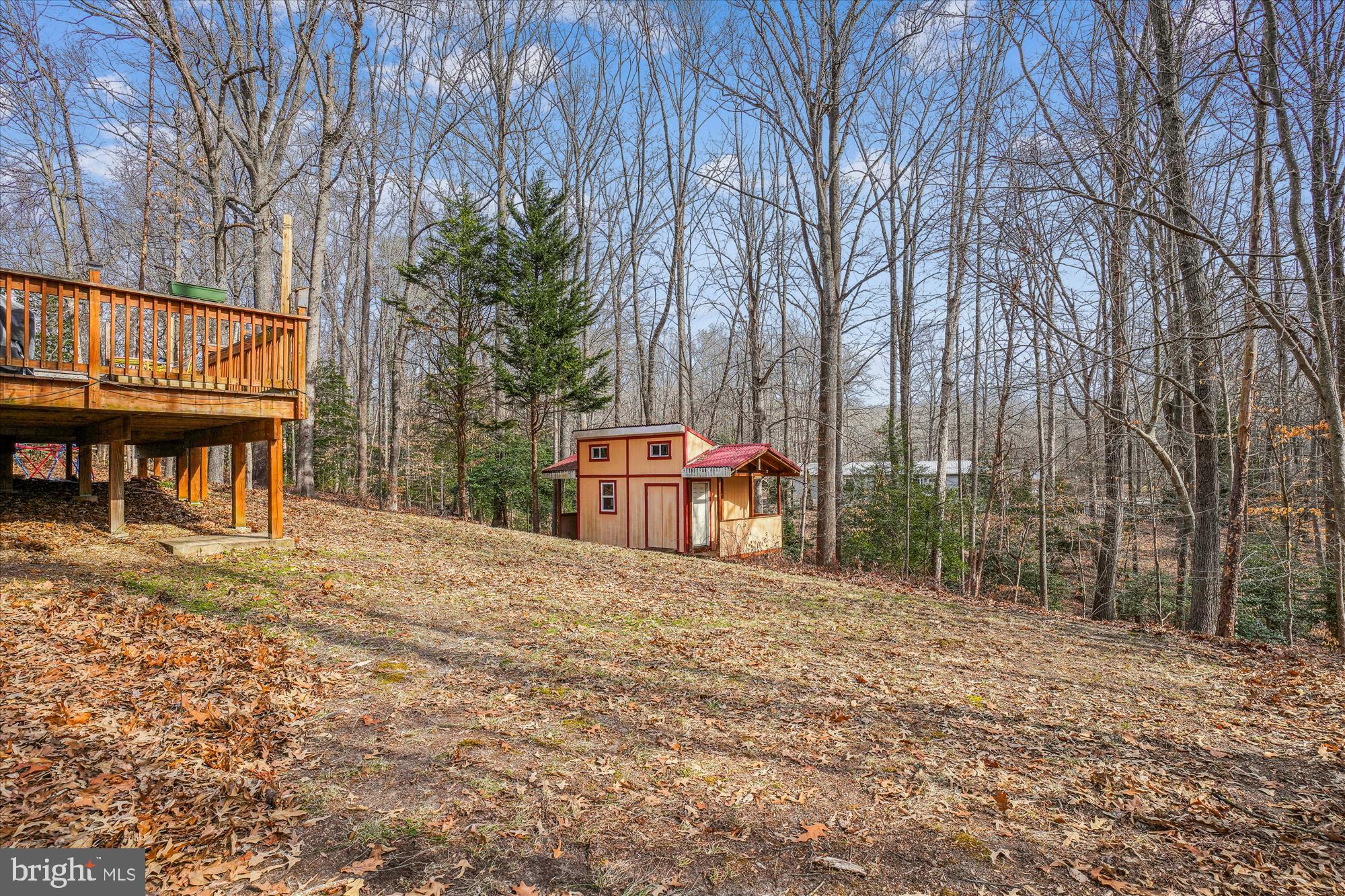 PRESIDENTIAL LAKES - Residential