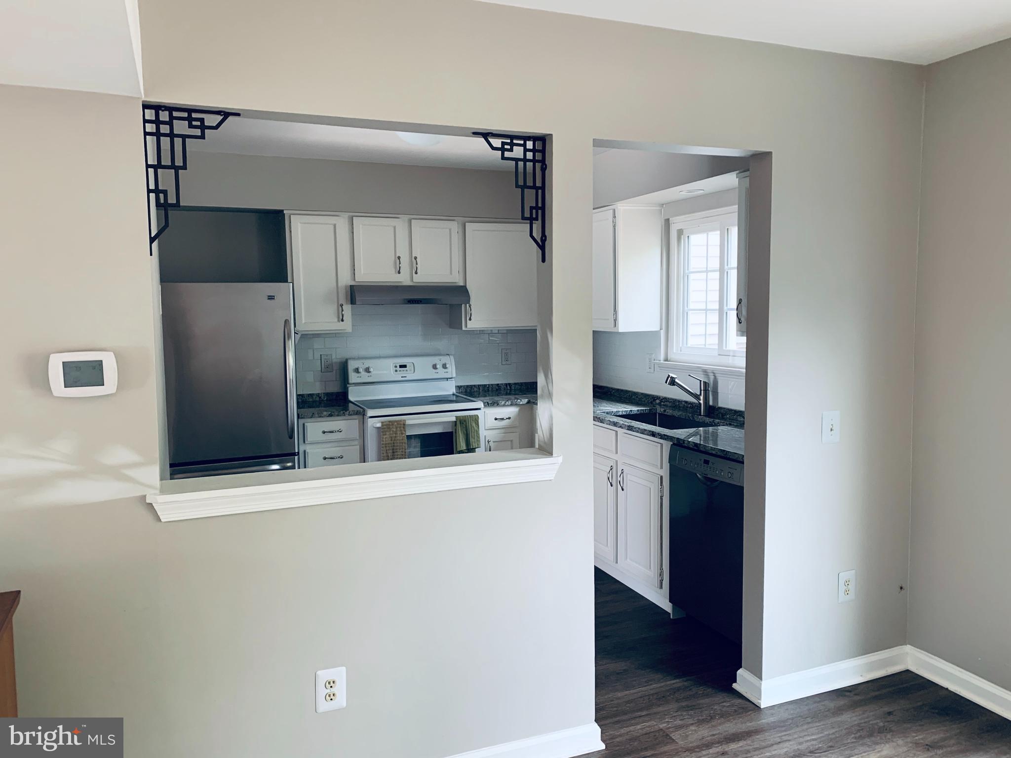 LONDON TOWN WEST - Residential Lease