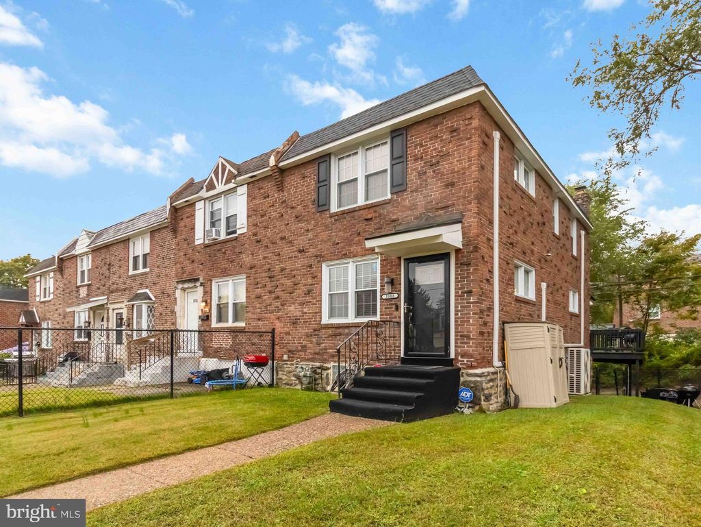 Photo of 1008 Springfield Rd, COLLINGDALE, PA 19023 (MLS # PADE2101086)