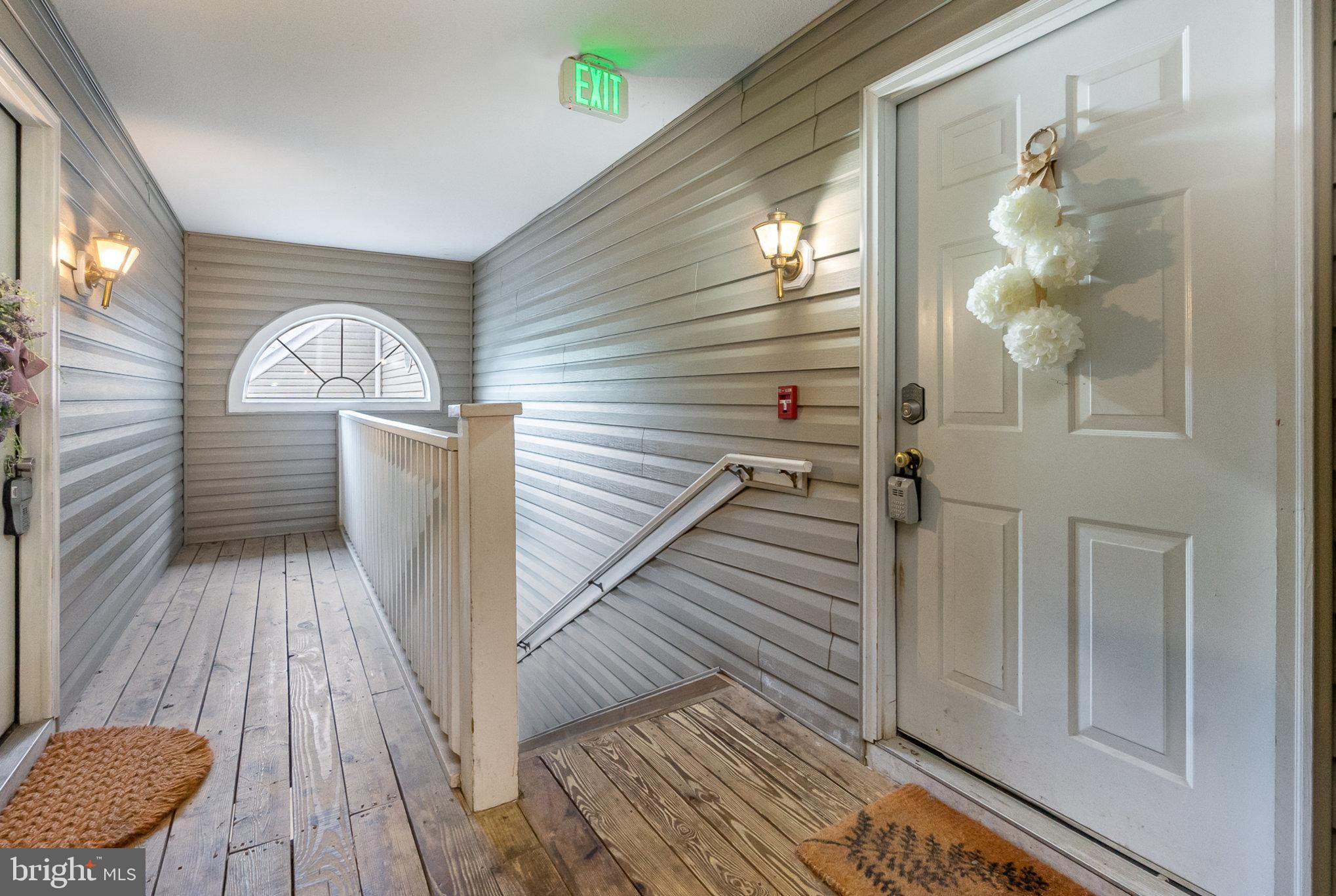 ENGLISH COUNTRY MANOR - Residential