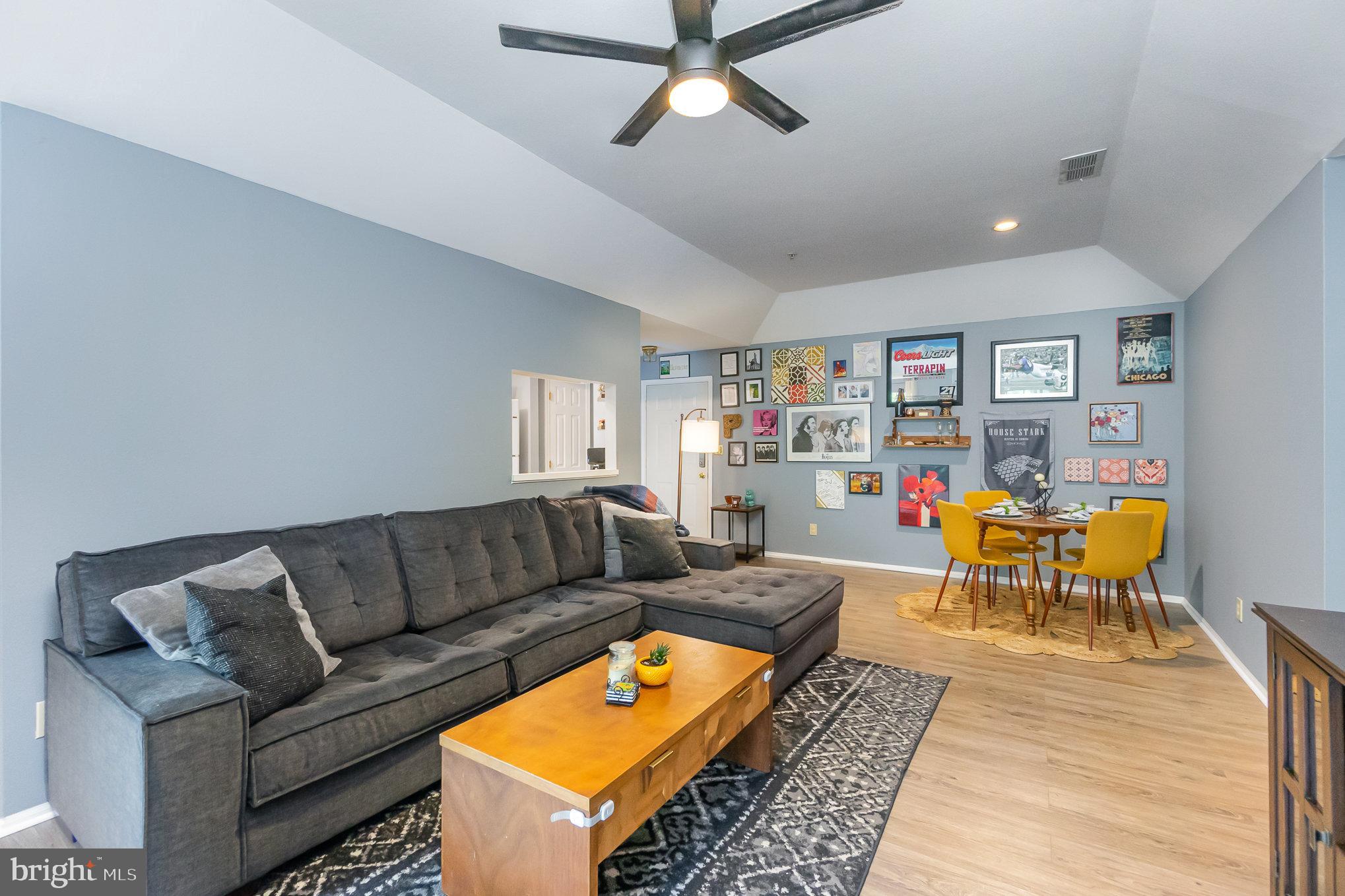 ENGLISH COUNTRY MANOR - Residential