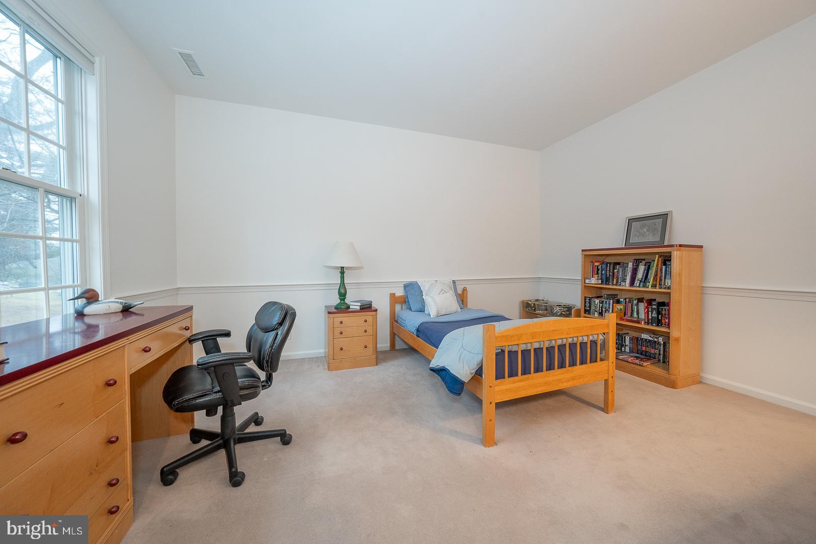 STURBRIDGE - Residential