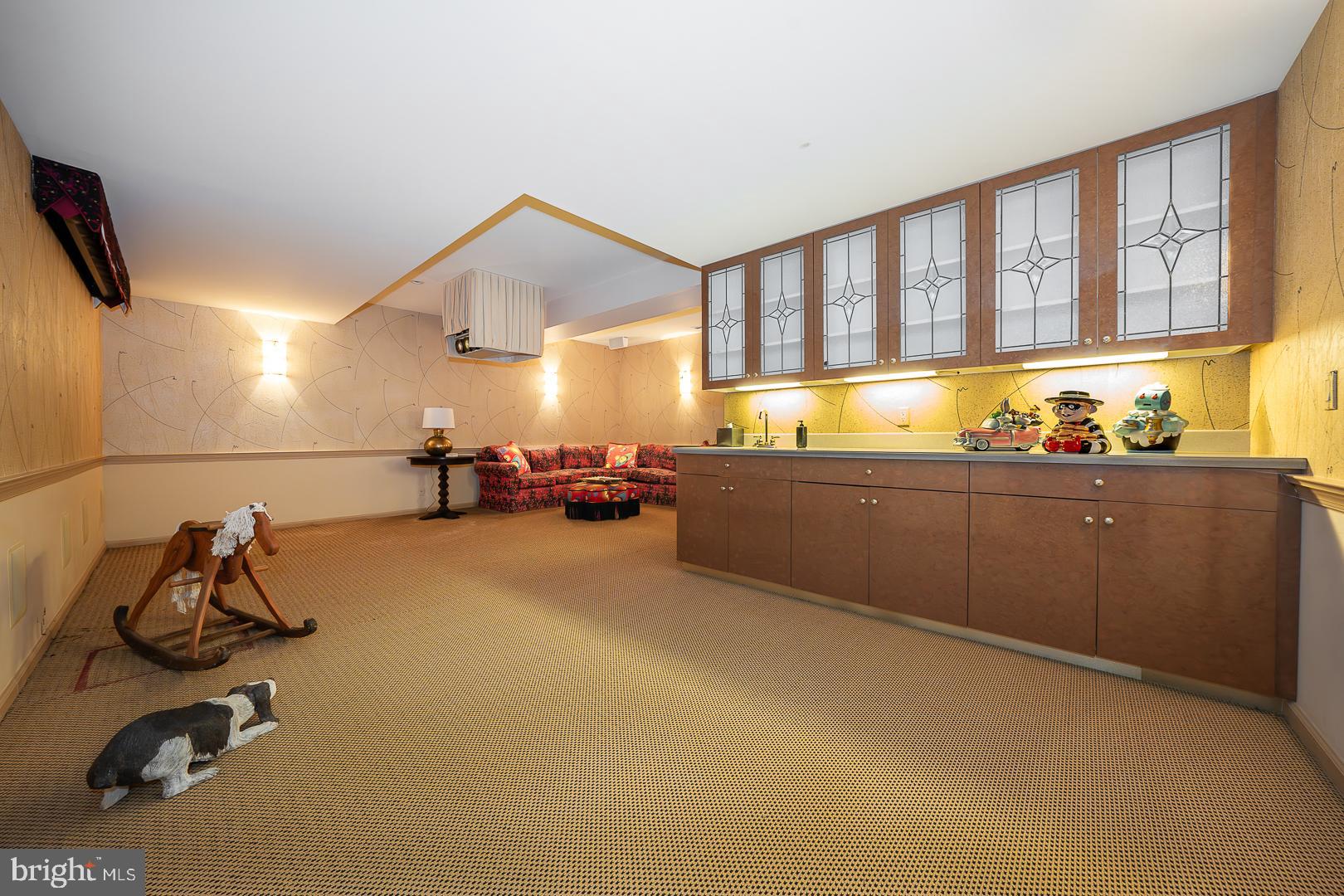 STURBRIDGE - Residential