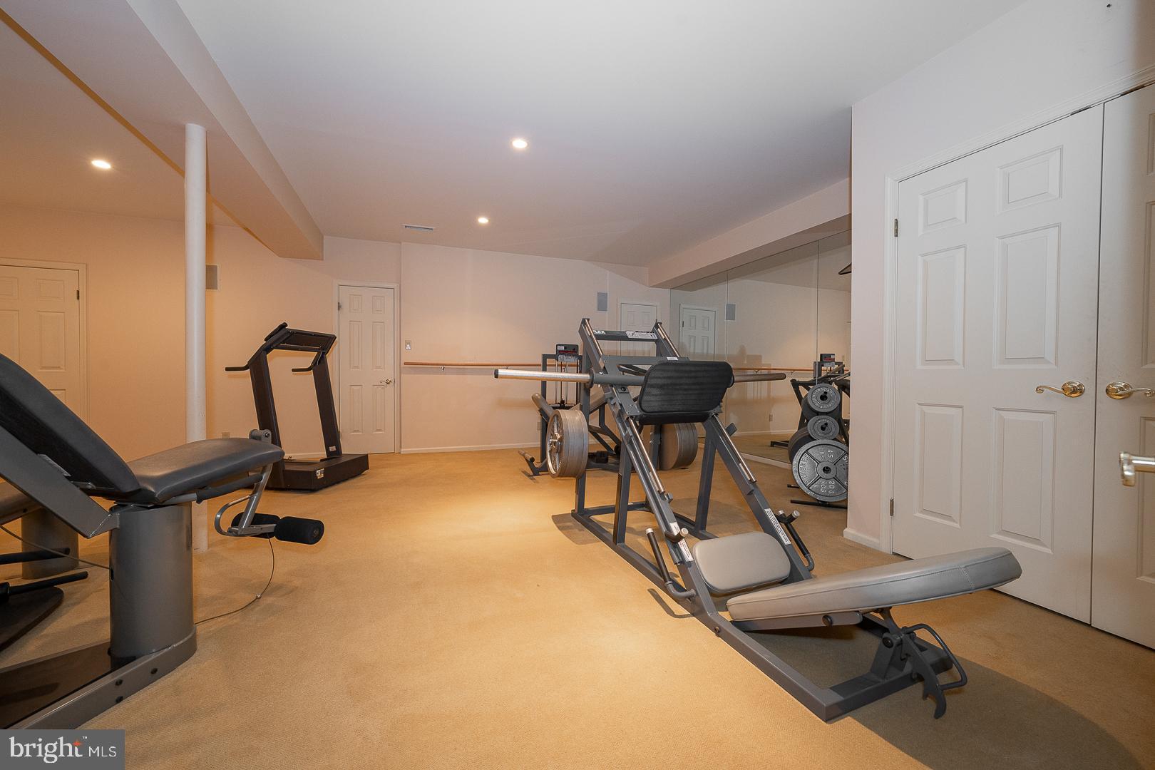 STURBRIDGE - Residential