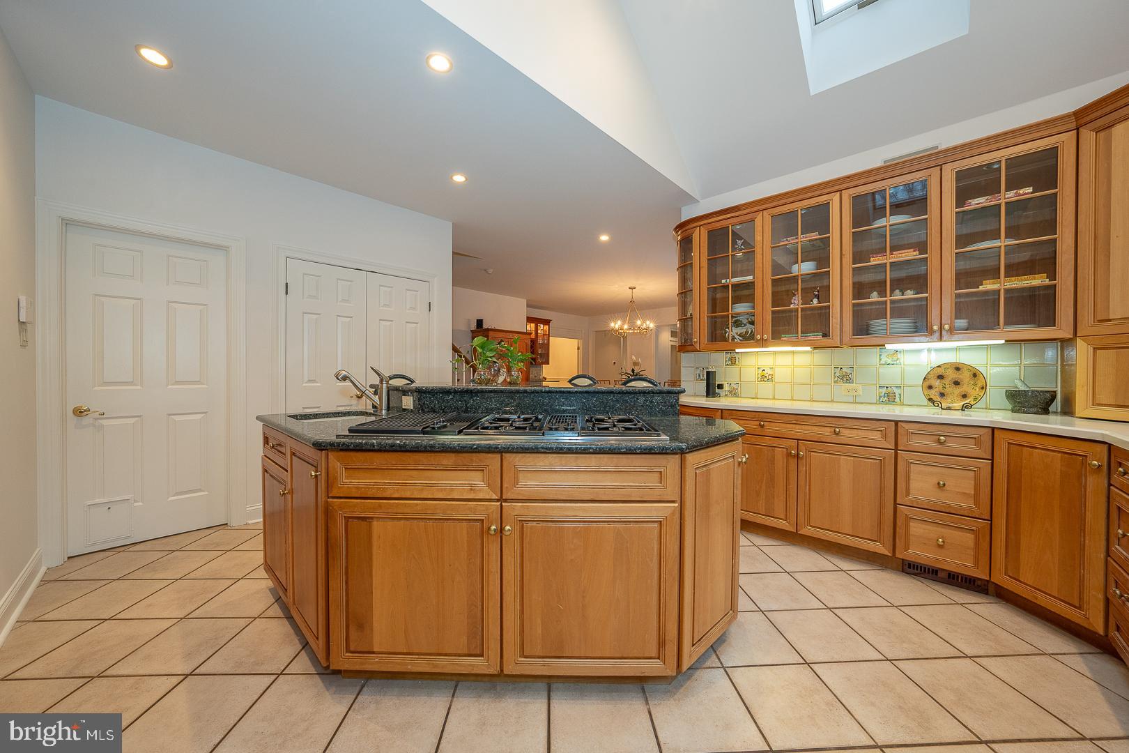 STURBRIDGE - Residential