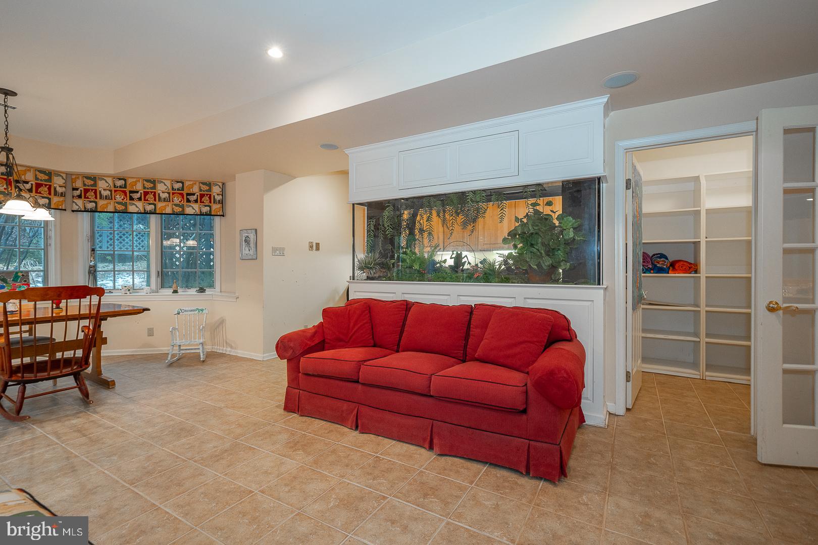 STURBRIDGE - Residential