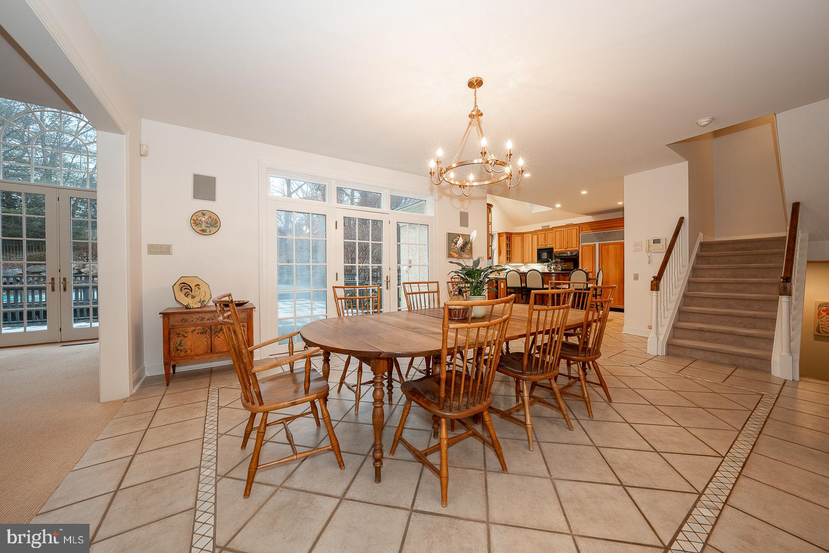 STURBRIDGE - Residential