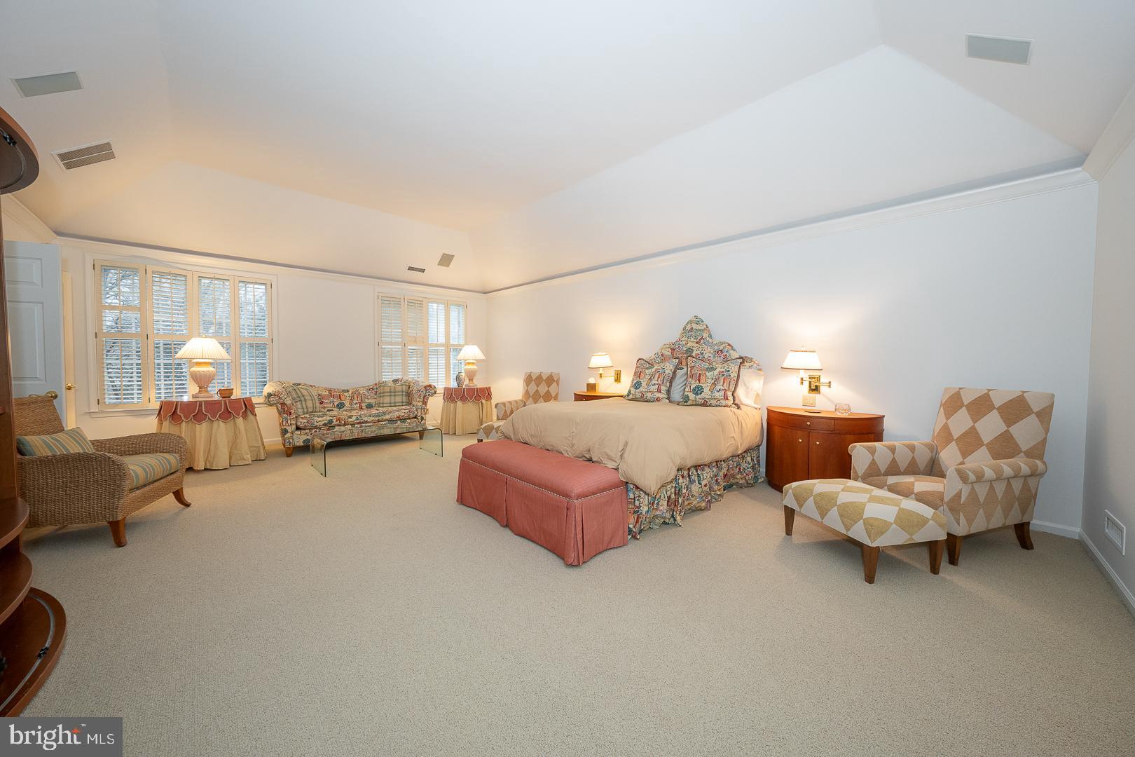 STURBRIDGE - Residential