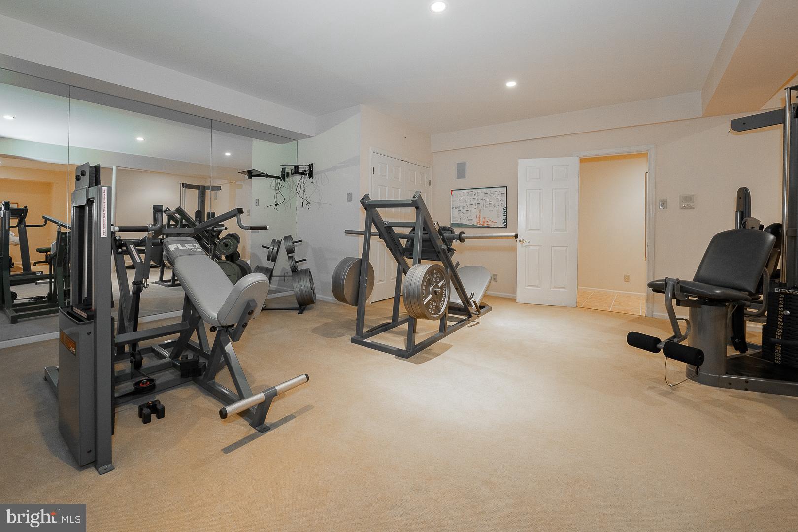 STURBRIDGE - Residential