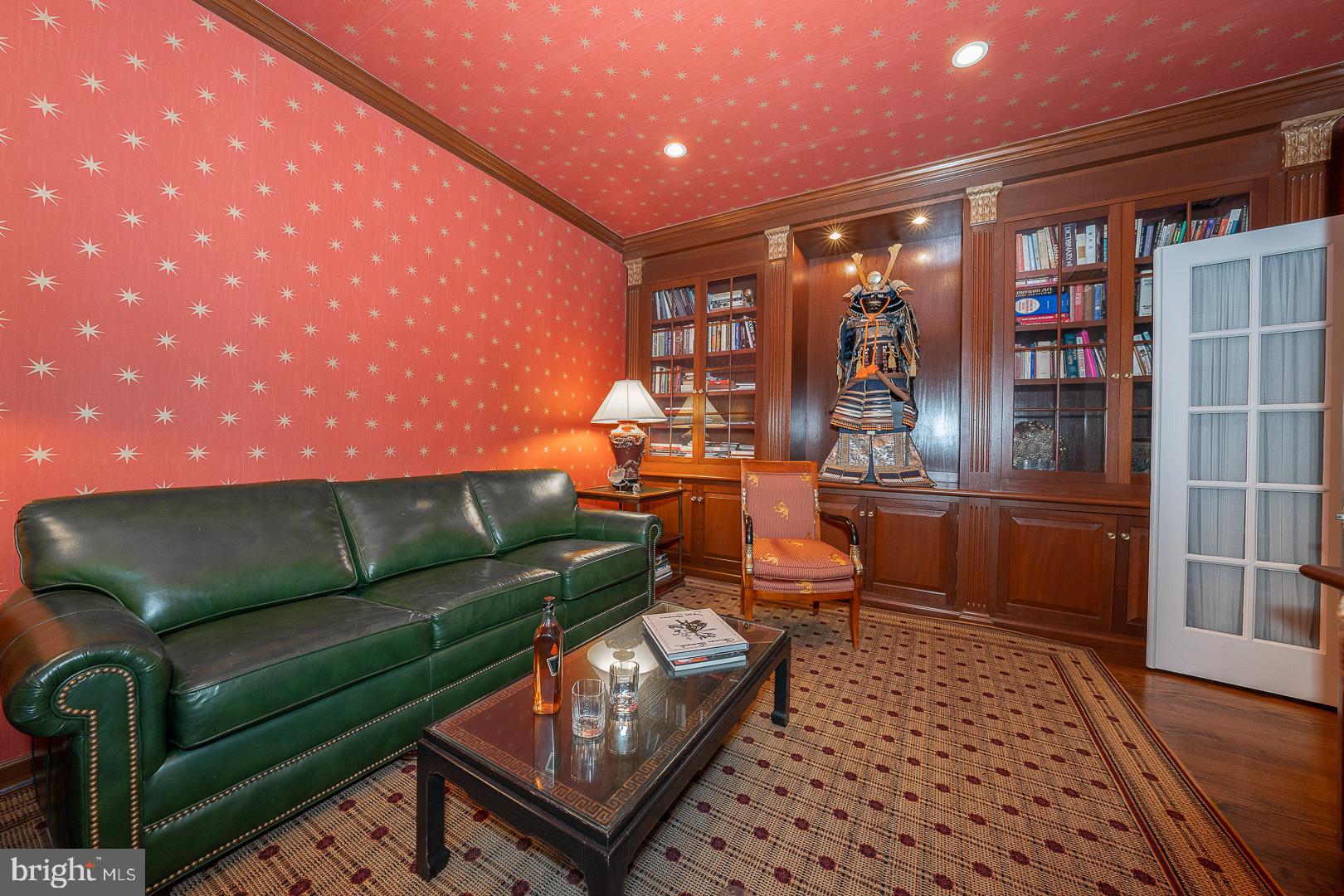 STURBRIDGE - Residential