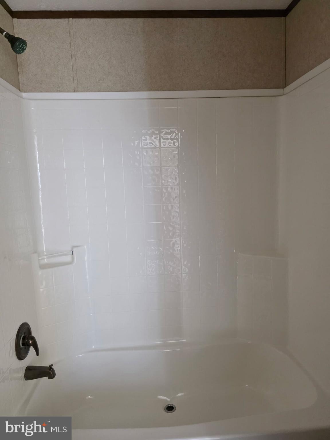 MORELAND TRAILER - Residential