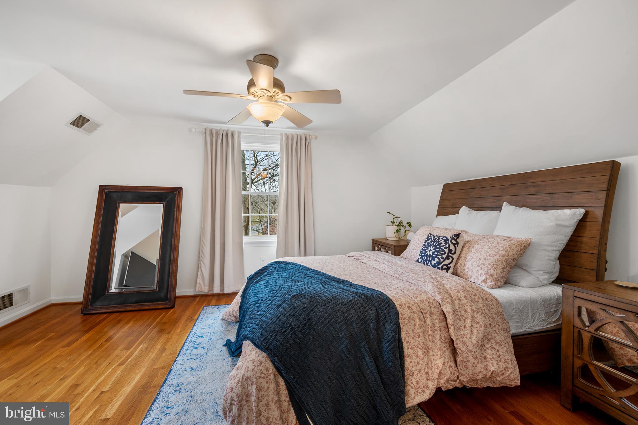 LAYHILL VIEW - Residential Lease