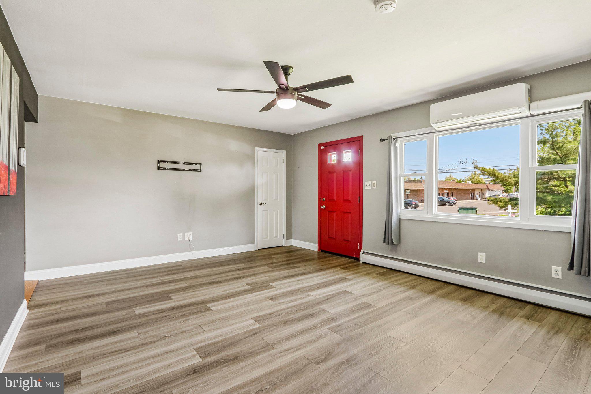 SPEEDWAY - Residential