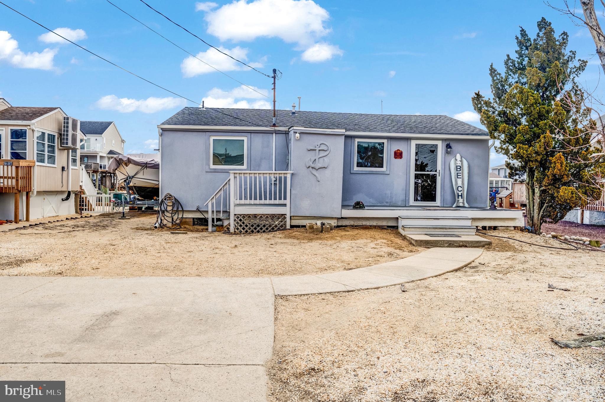 80 DOLPHIN ROAD