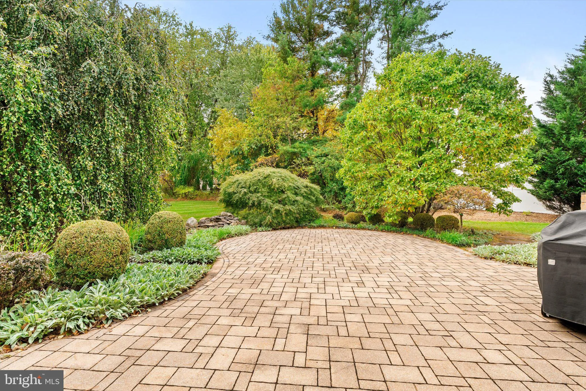 Yardley, Pennsylvania 19067, United States, 6 Bedrooms Bedrooms, ,5 BathroomsBathrooms,Residential,Pending,226379