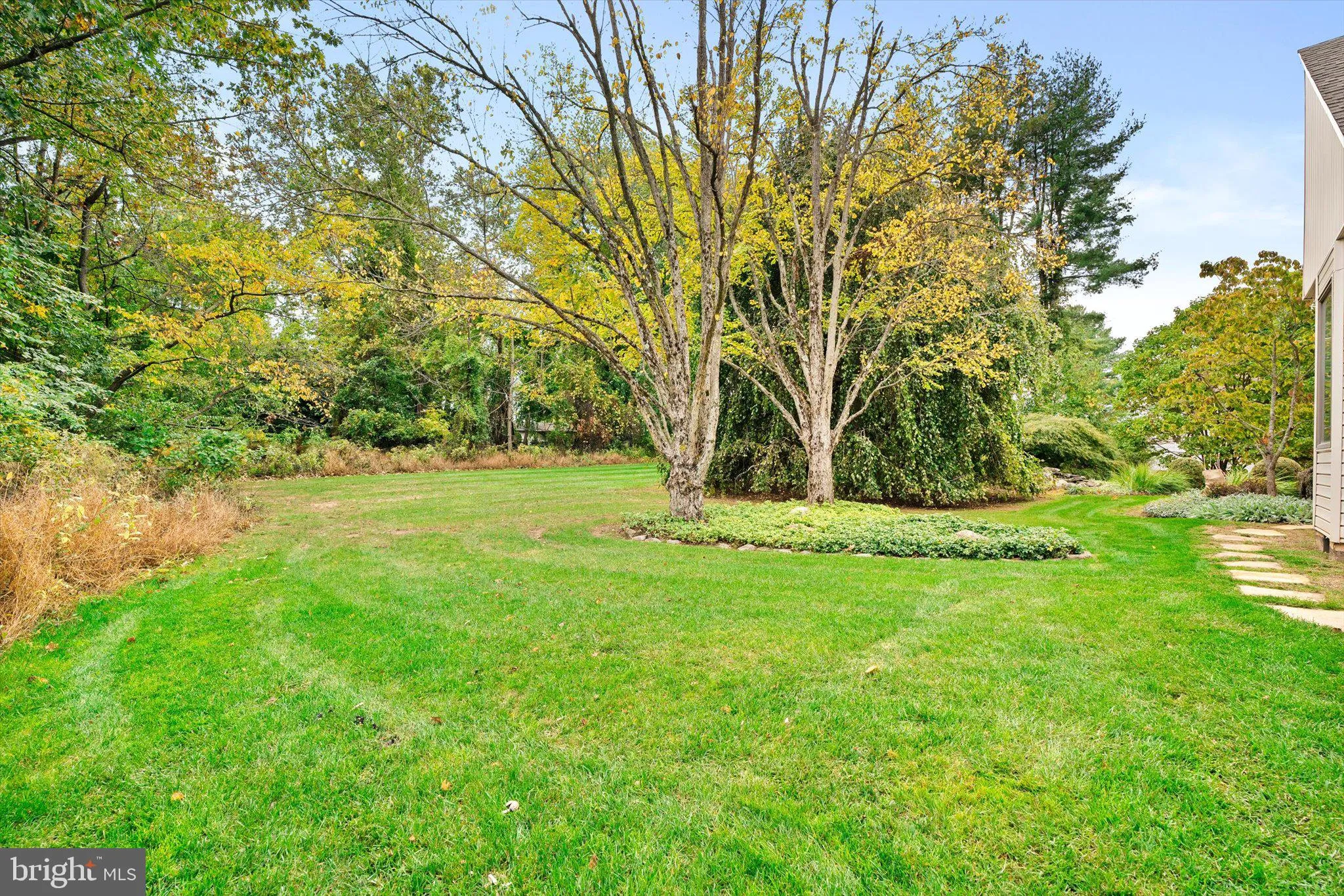 Yardley, Pennsylvania 19067, United States, 6 Bedrooms Bedrooms, ,5 BathroomsBathrooms,Residential,Pending,226379