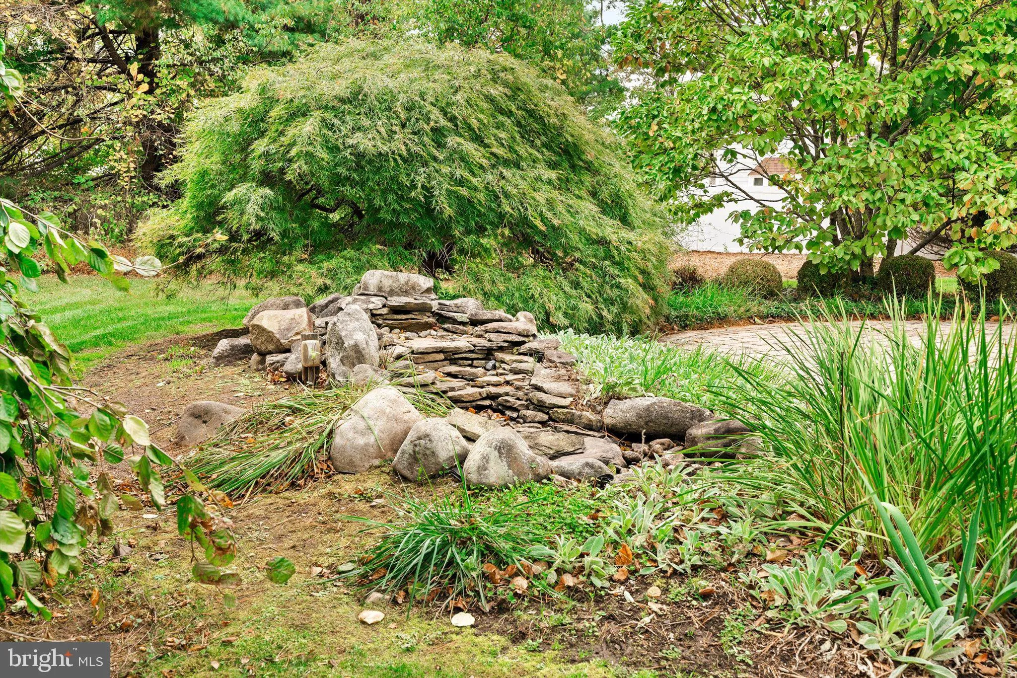 Yardley, Pennsylvania 19067, United States, 6 Bedrooms Bedrooms, ,5 BathroomsBathrooms,Residential,Pending,226379