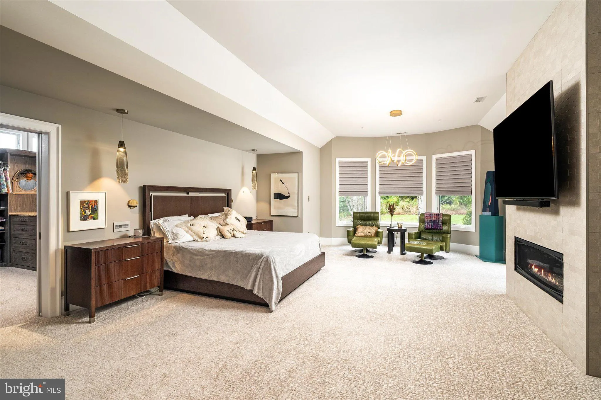 Yardley, Pennsylvania 19067, United States, 6 Bedrooms Bedrooms, ,5 BathroomsBathrooms,Residential,Pending,226379