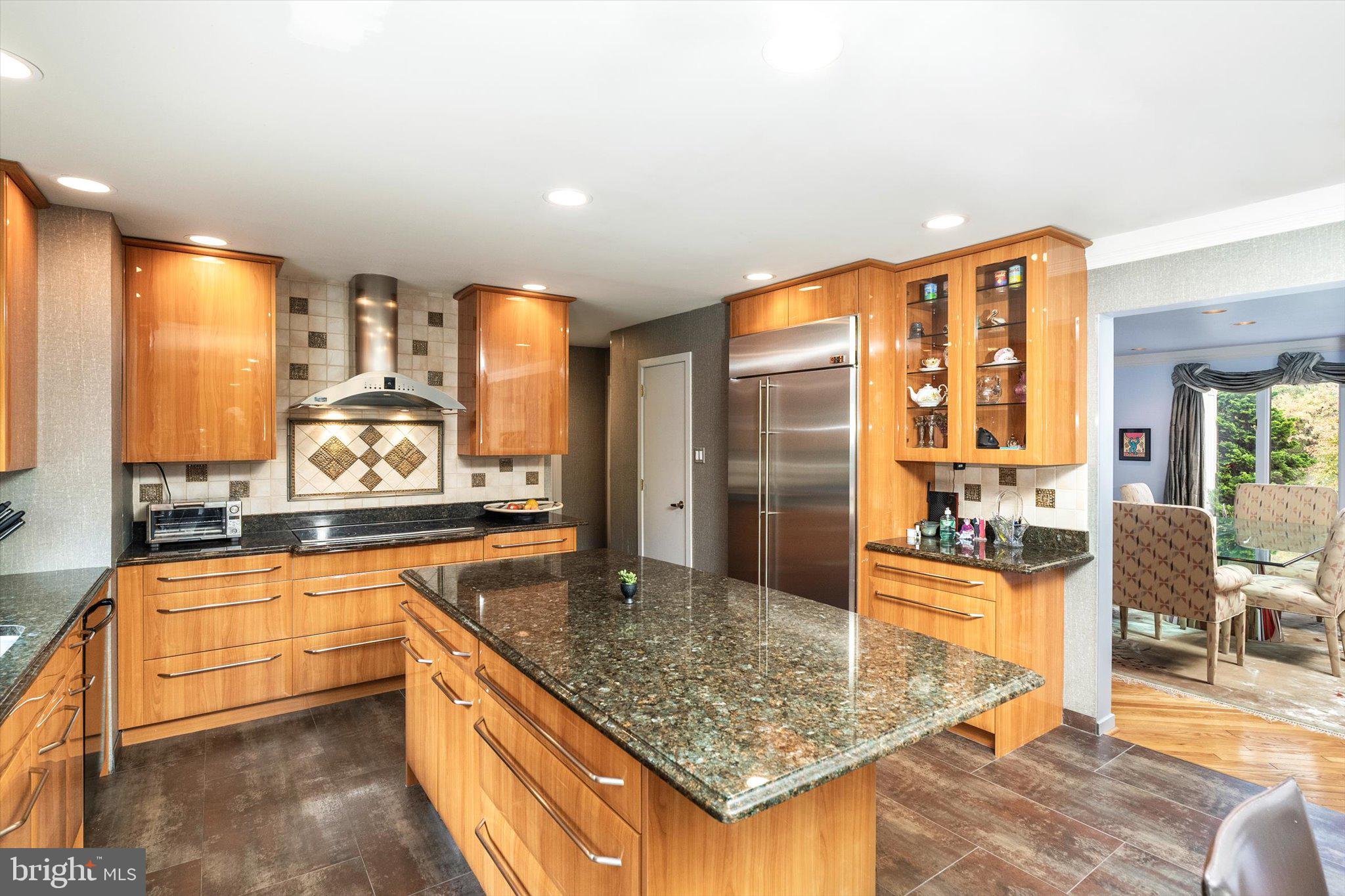 MAKEFIELD ESTATES - Residential