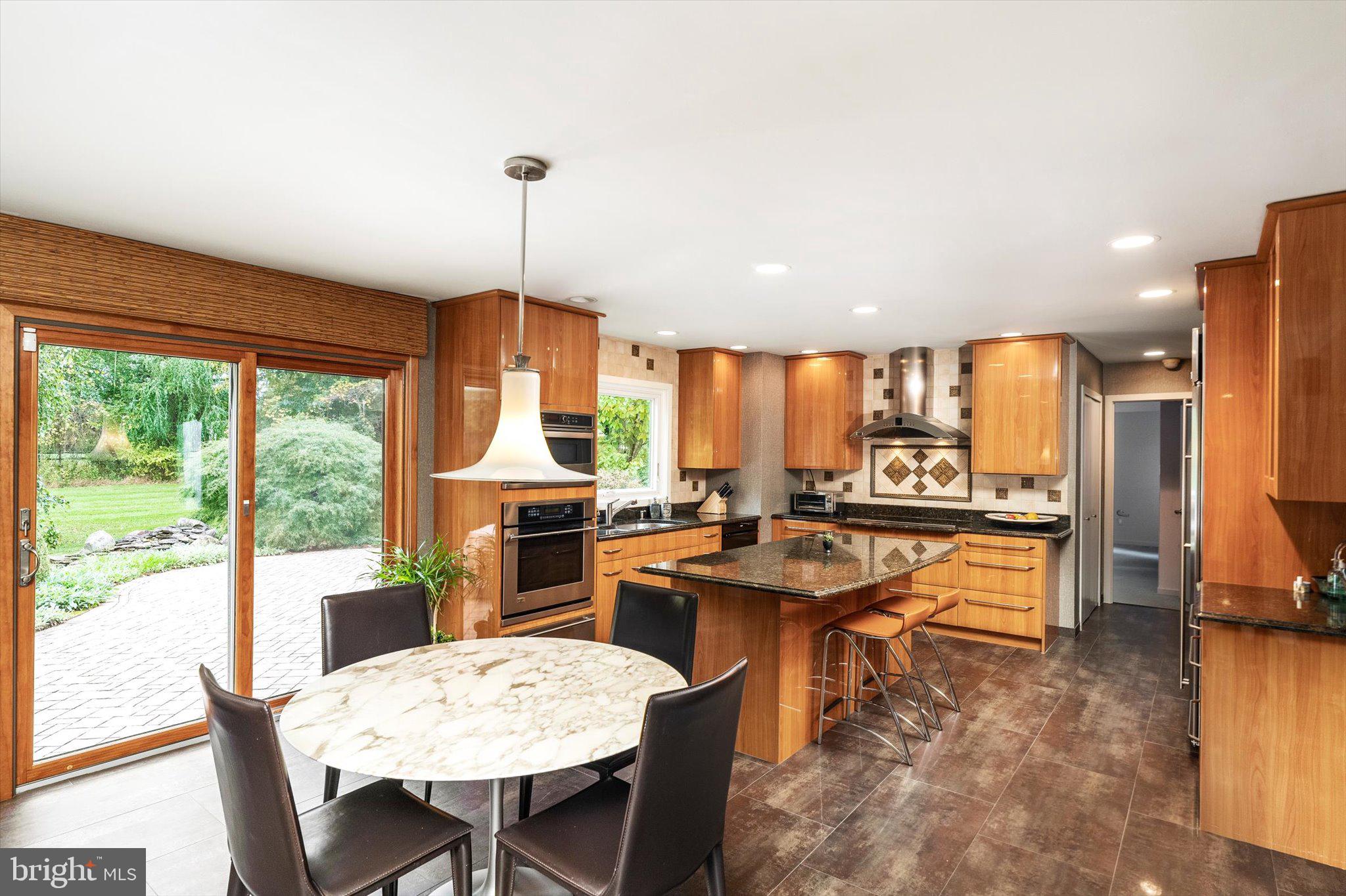 MAKEFIELD ESTATES - Residential