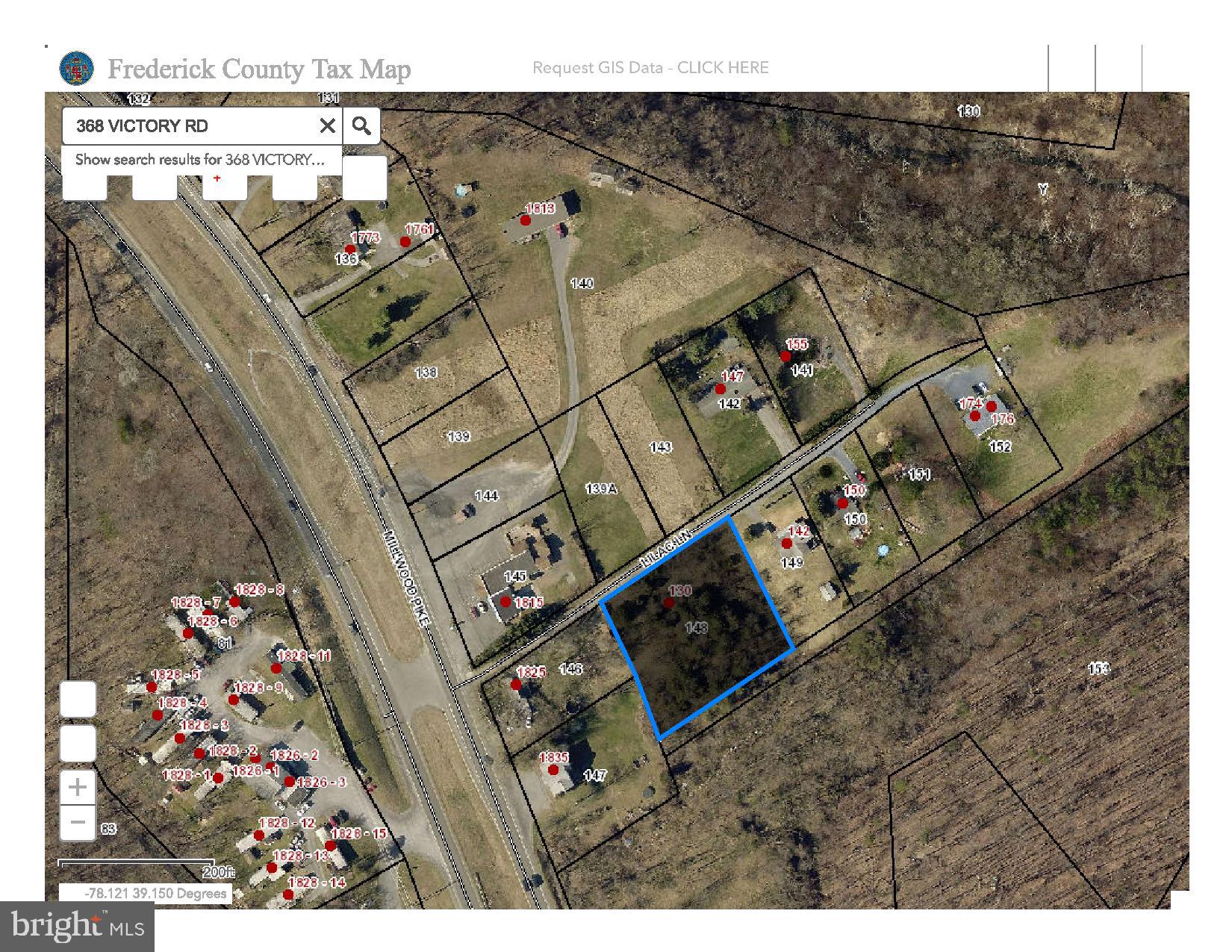 Main image without alt text