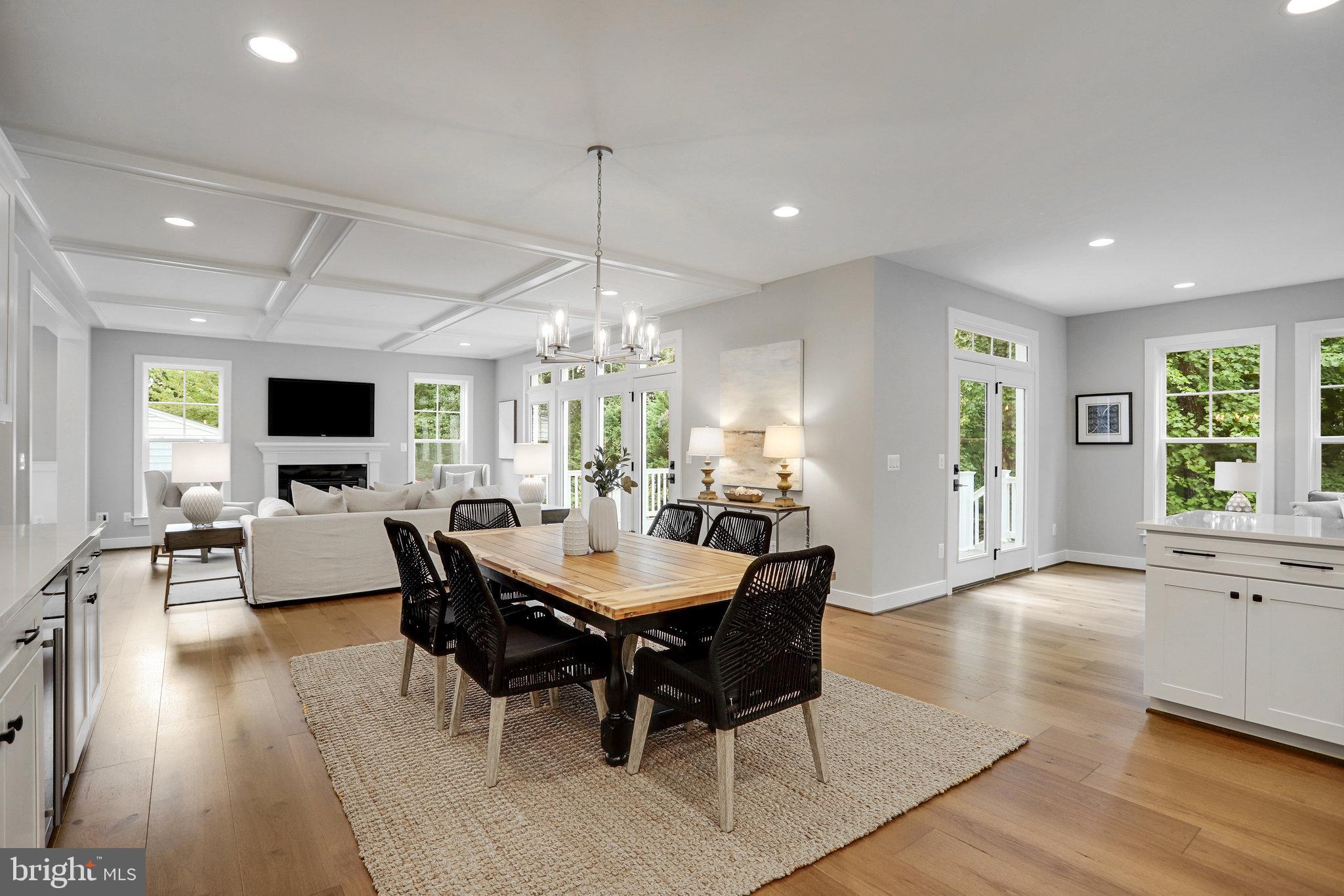 TOWN AND COUNTRY ESTATES - Residential