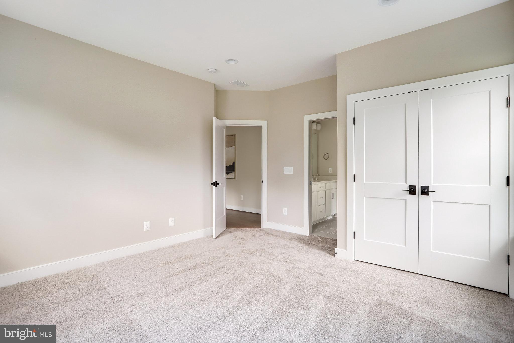 TOWN AND COUNTRY ESTATES - Residential