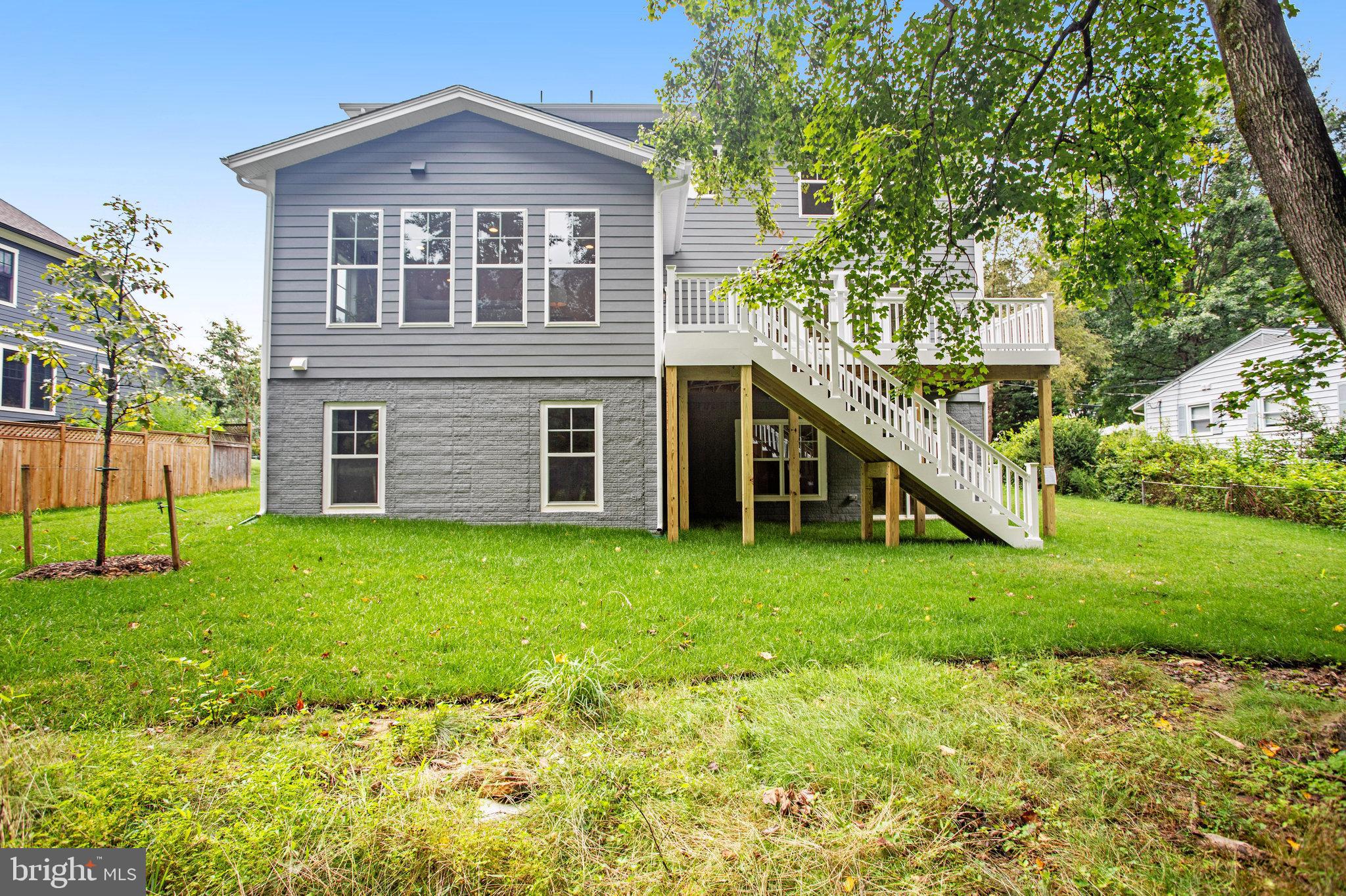 TOWN AND COUNTRY ESTATES - Residential