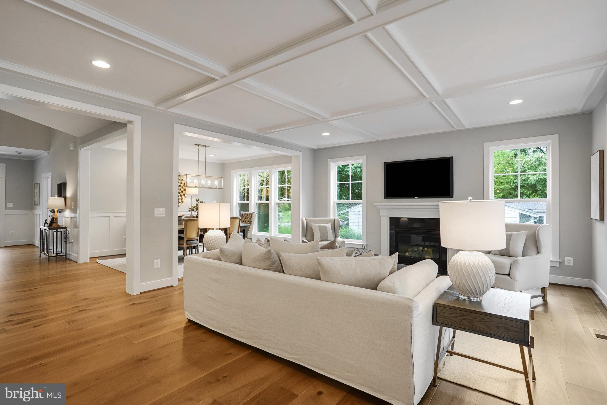 TOWN AND COUNTRY ESTATES - Residential