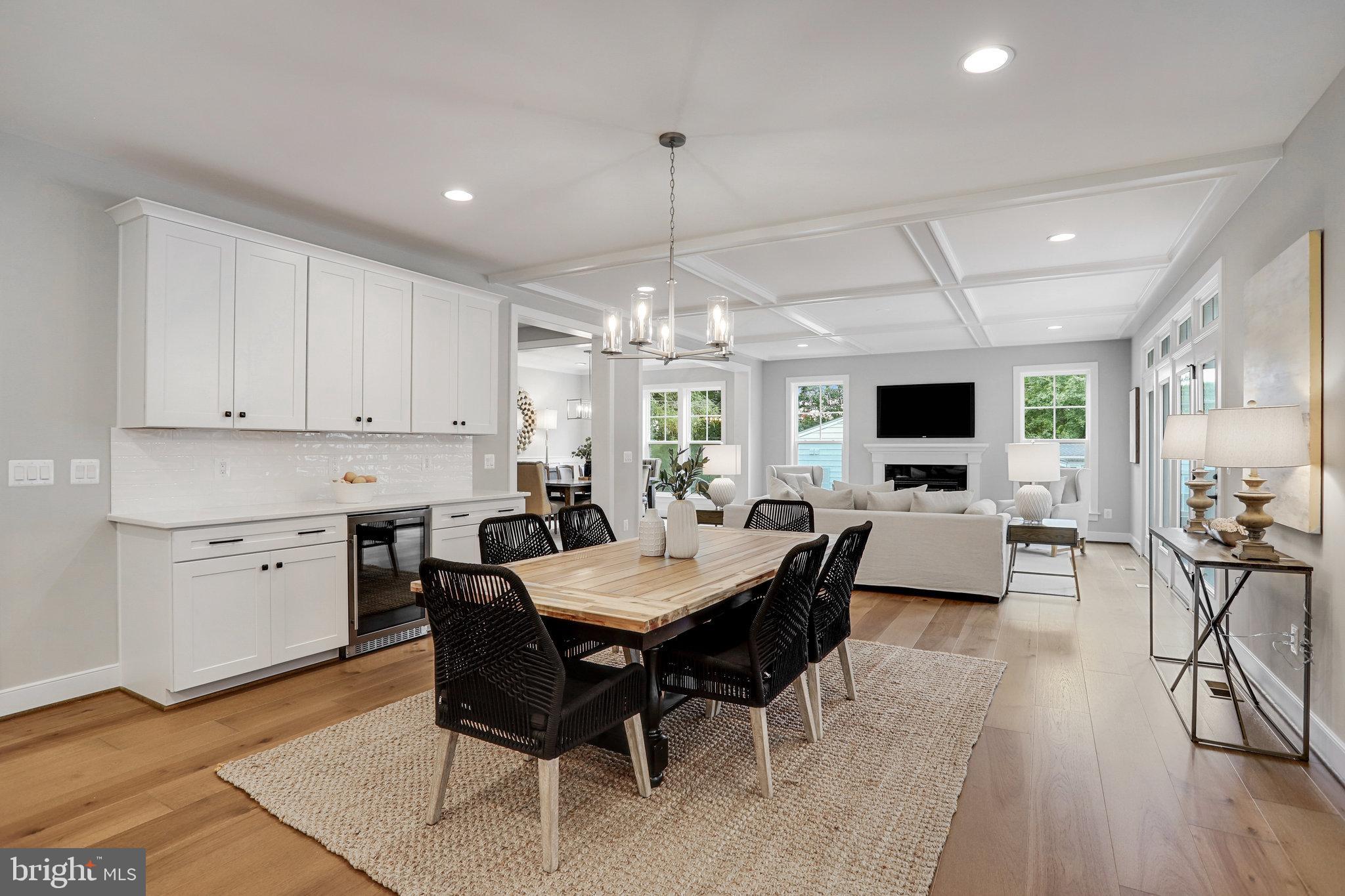 TOWN AND COUNTRY ESTATES - Residential