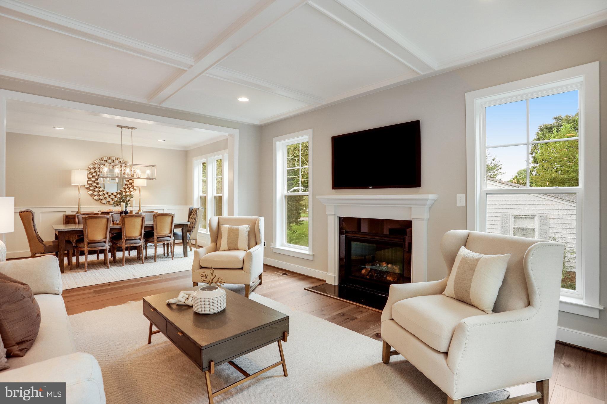 TOWN AND COUNTRY ESTATES - Residential