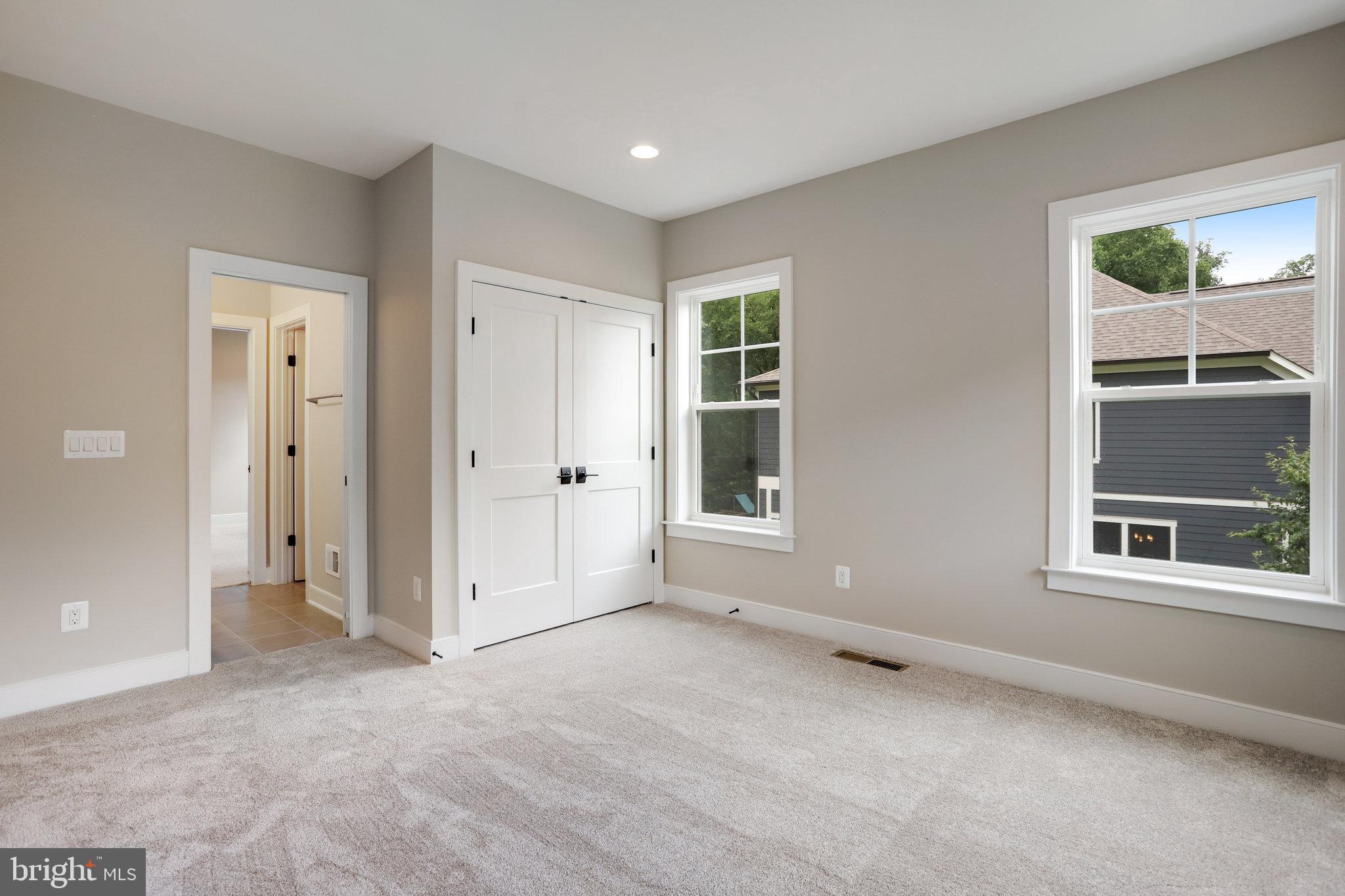 TOWN AND COUNTRY ESTATES - Residential