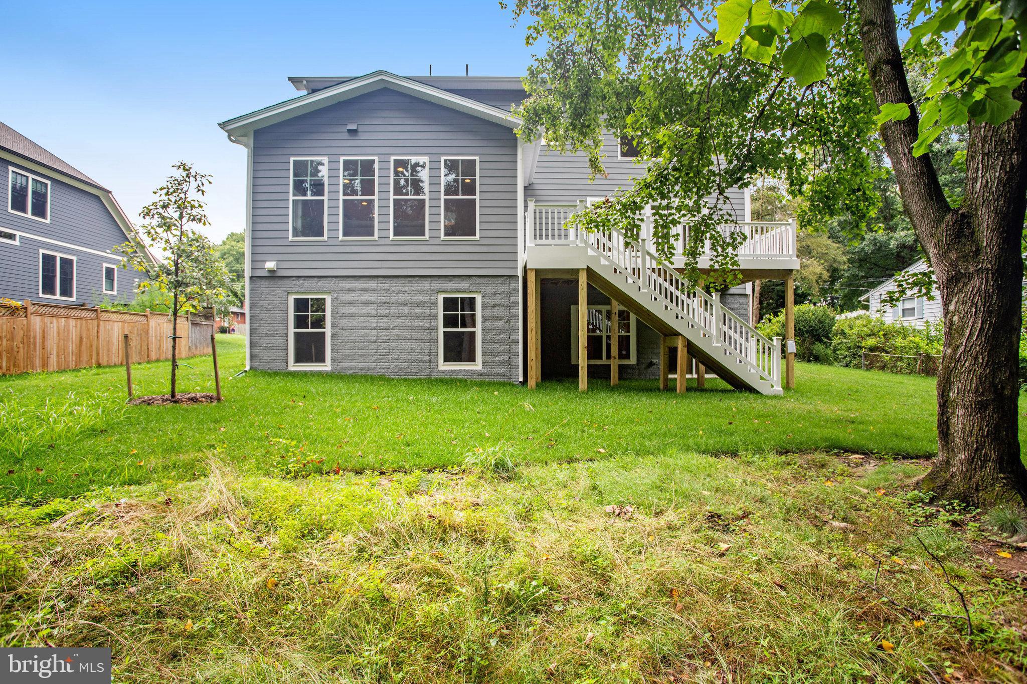 TOWN AND COUNTRY ESTATES - Residential